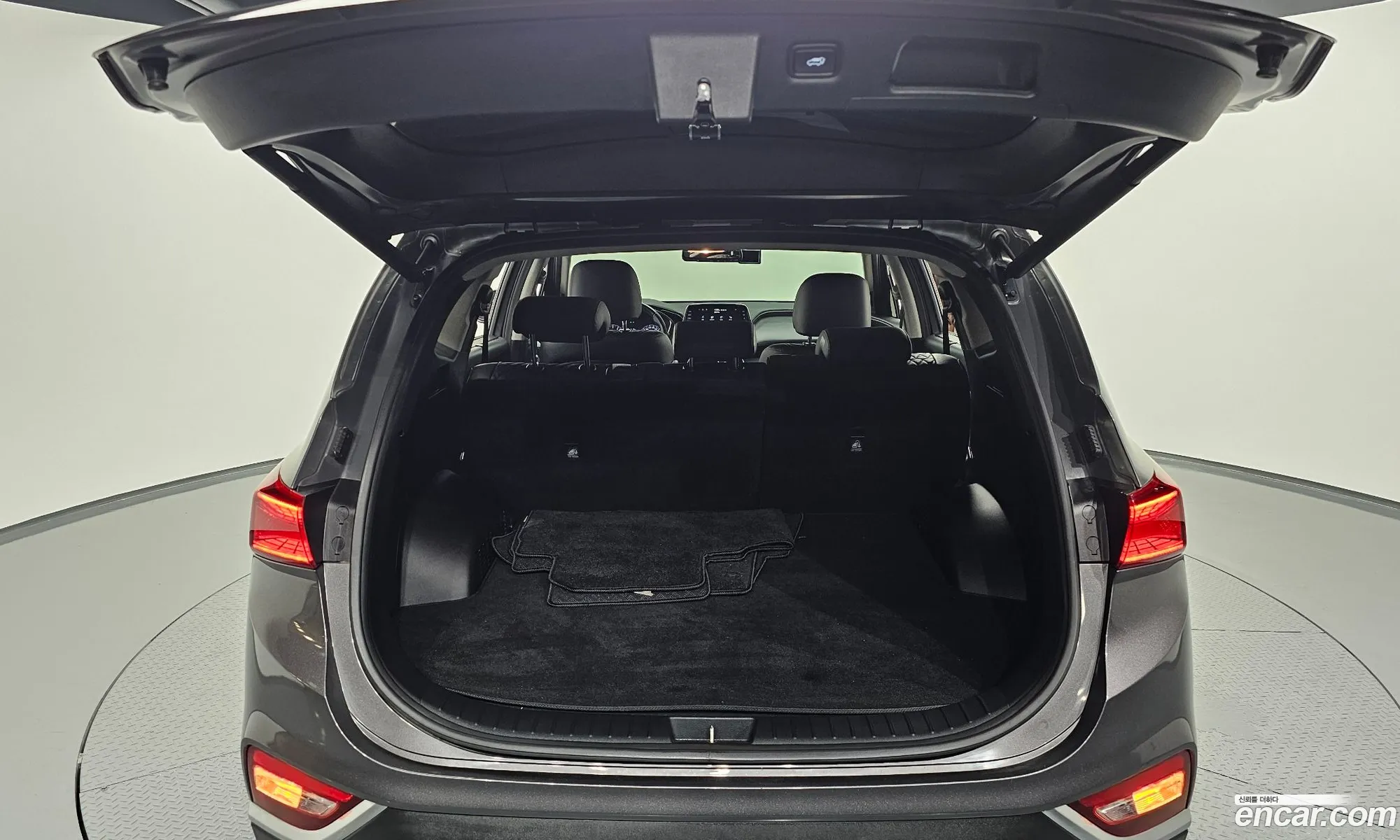 Hyundai Santa Fe TM 2020 — 32