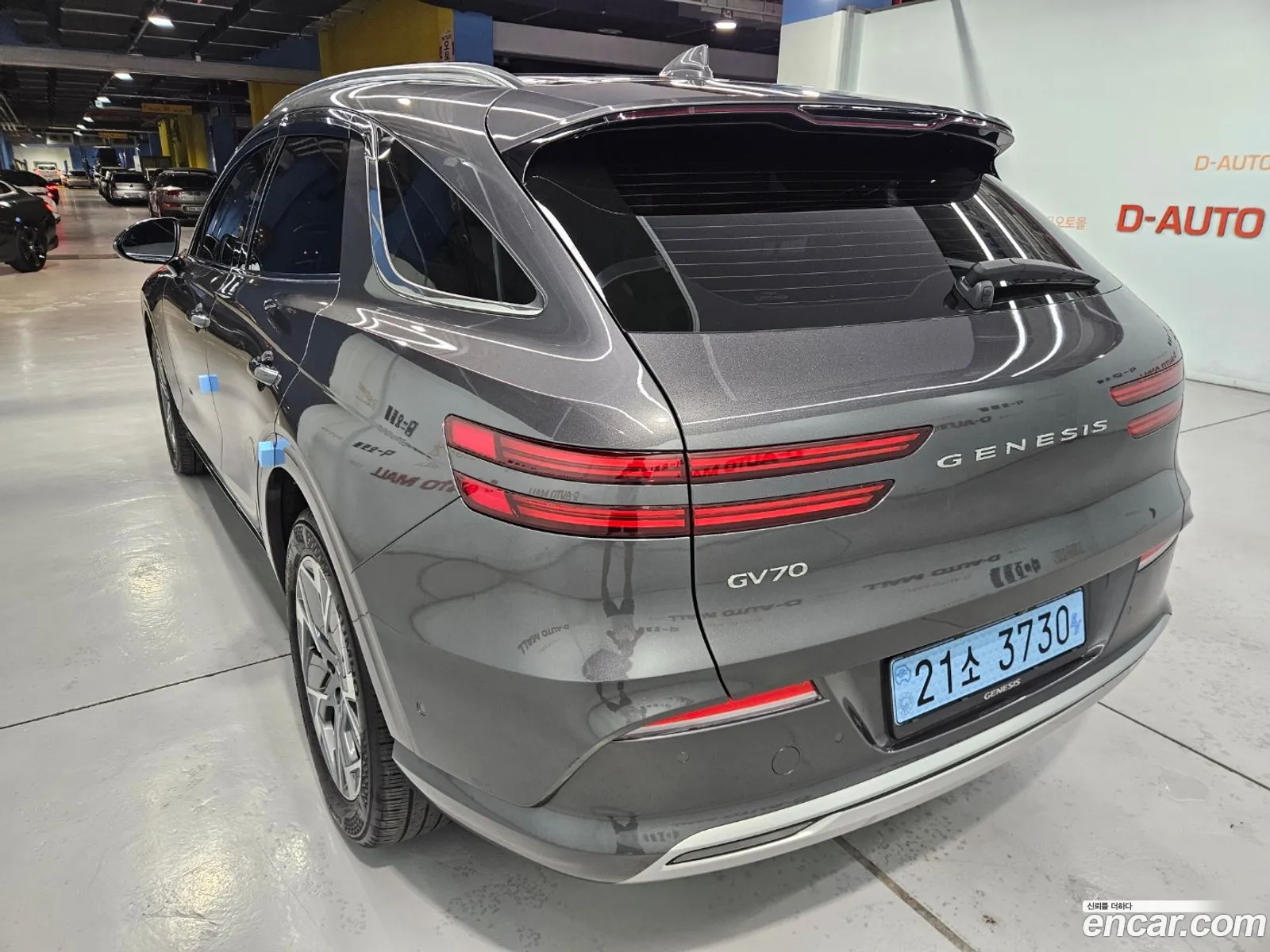 Genesis Electrified GV70 2022 — 5