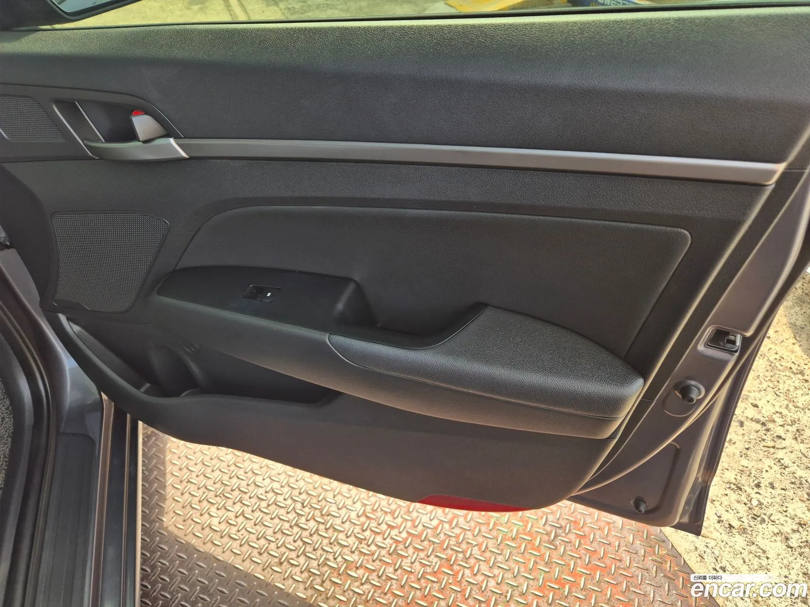 Hyundai Elantra AD 2018 — 19