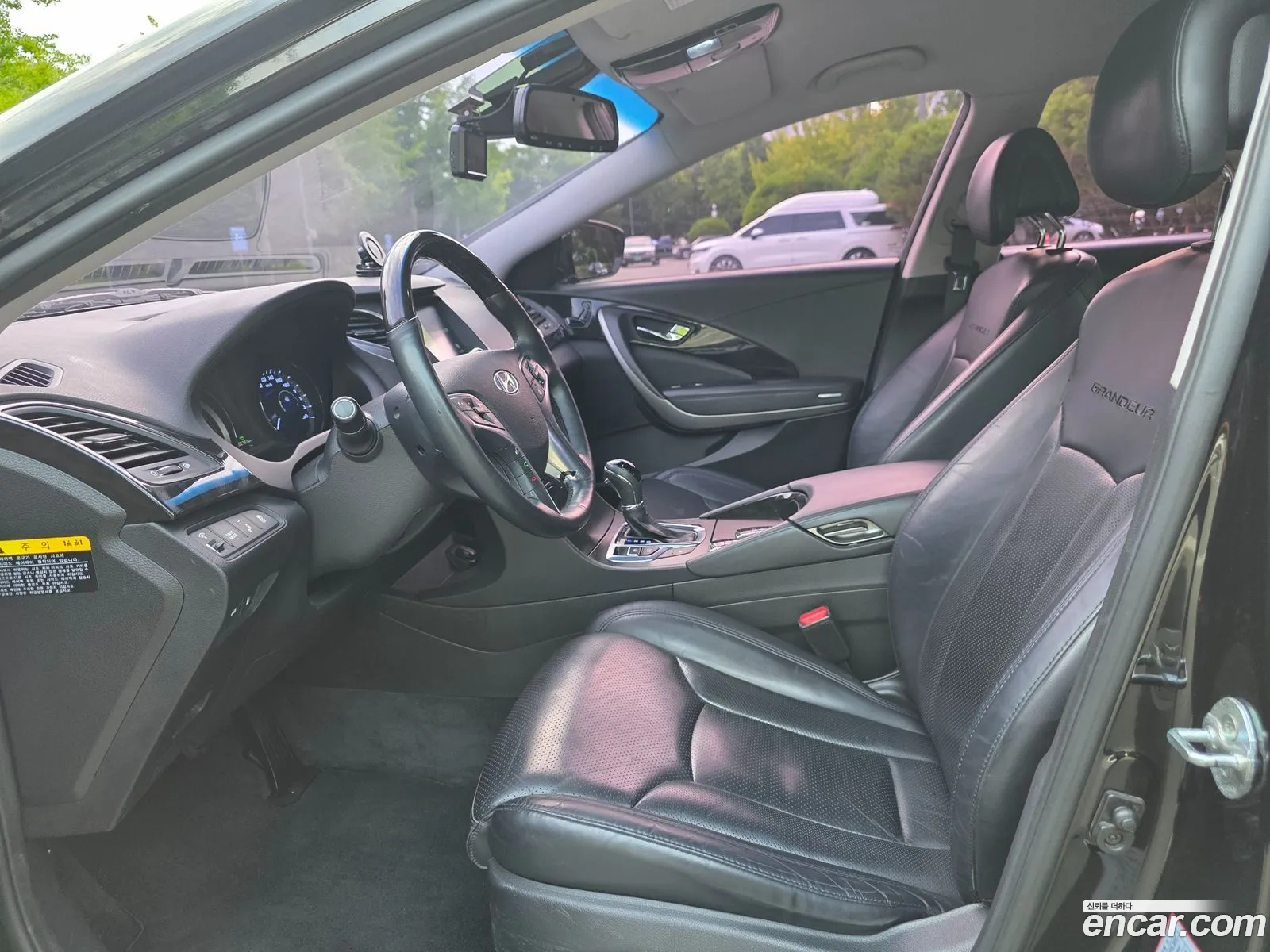 Hyundai Grandeur HG Hybrid 2015 — 15