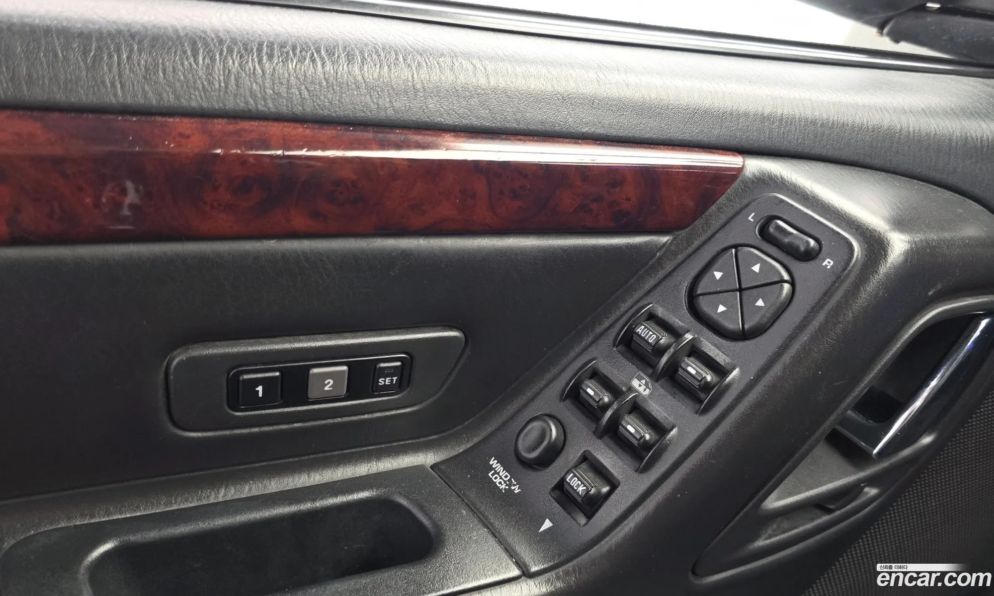 Jeep Grand Cherokee 2002 1J8GW58N52C239807 — 19