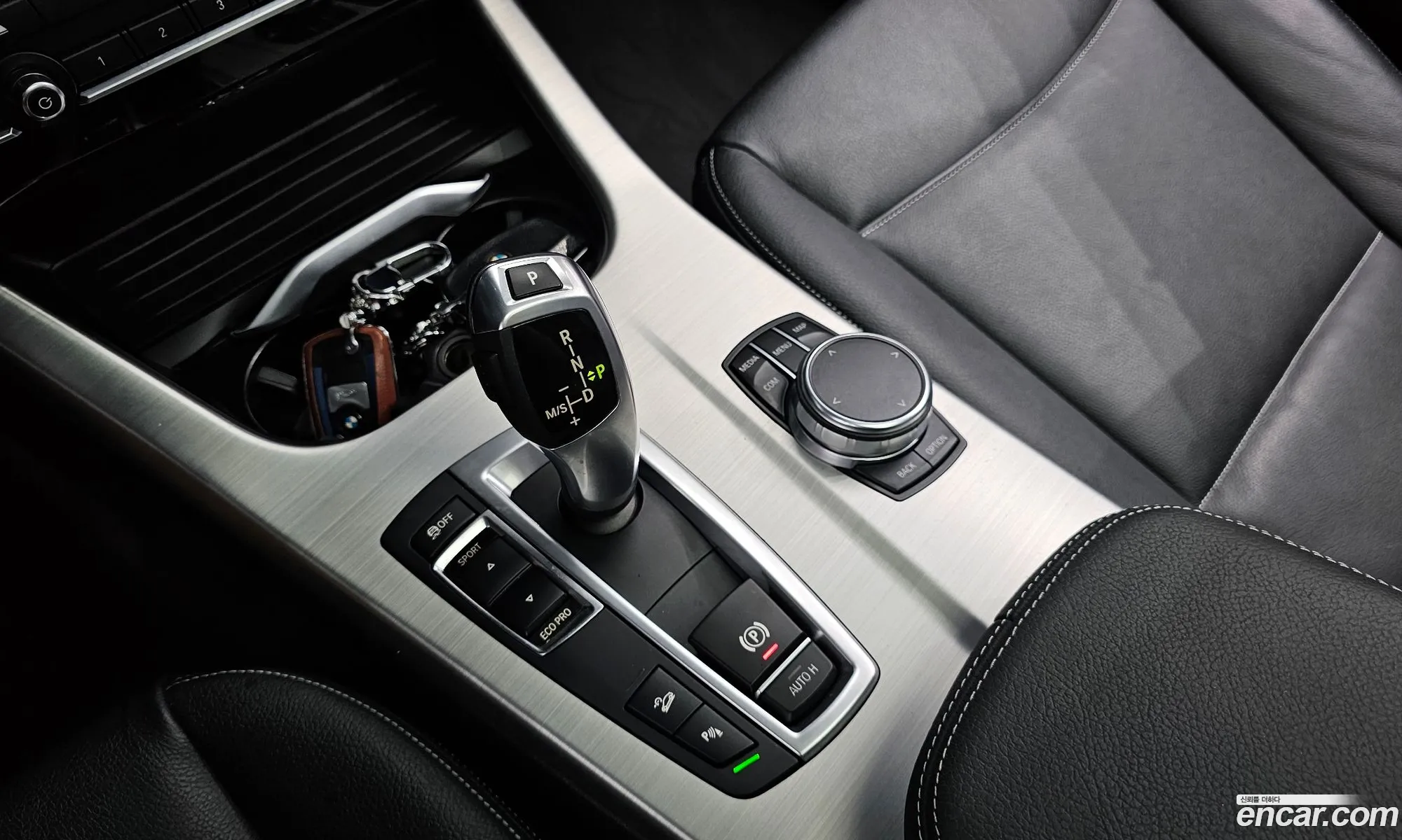 BMW X3 2016 WBAWZ5103G0M25859 — 3