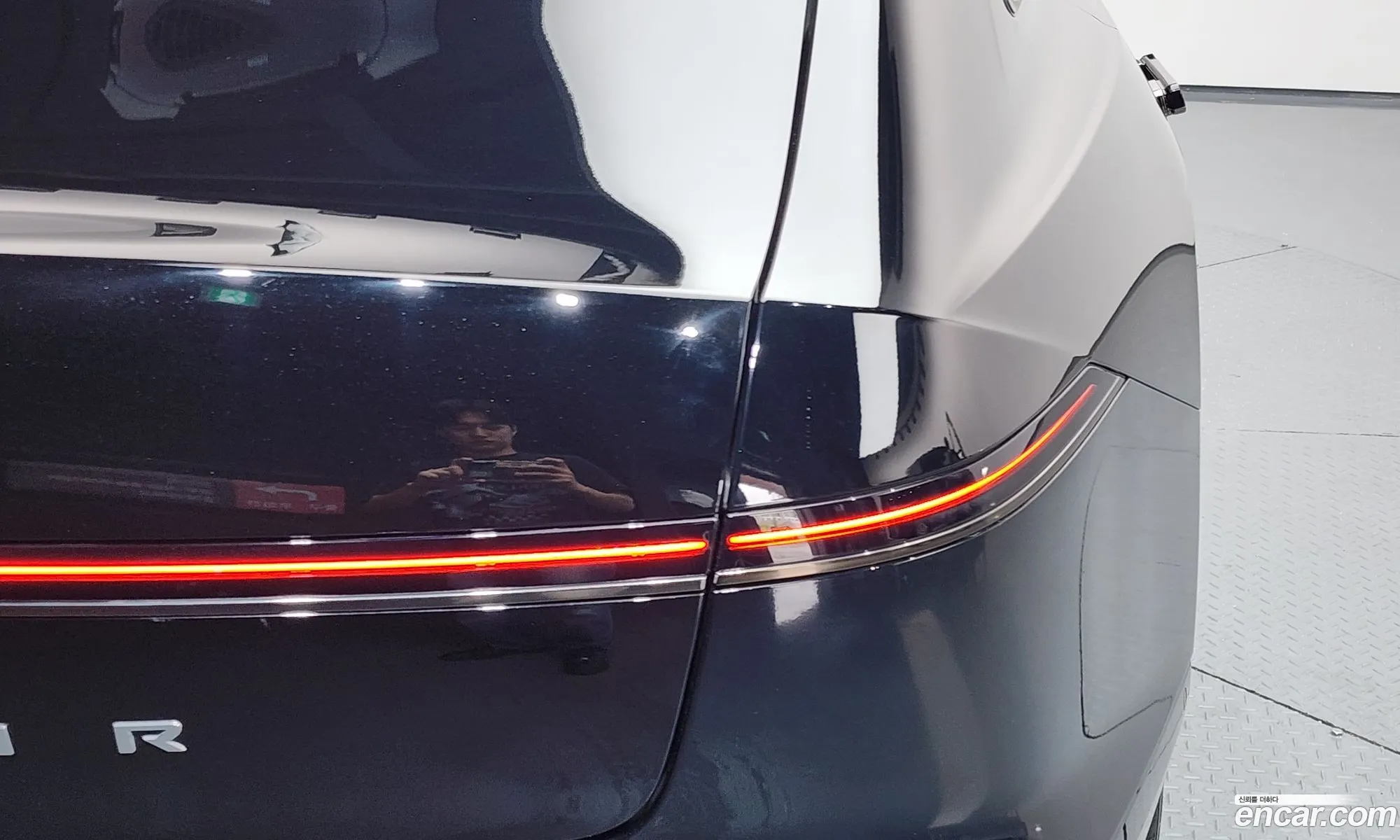 Hyundai Grandeur Hybrid 2023 — 33