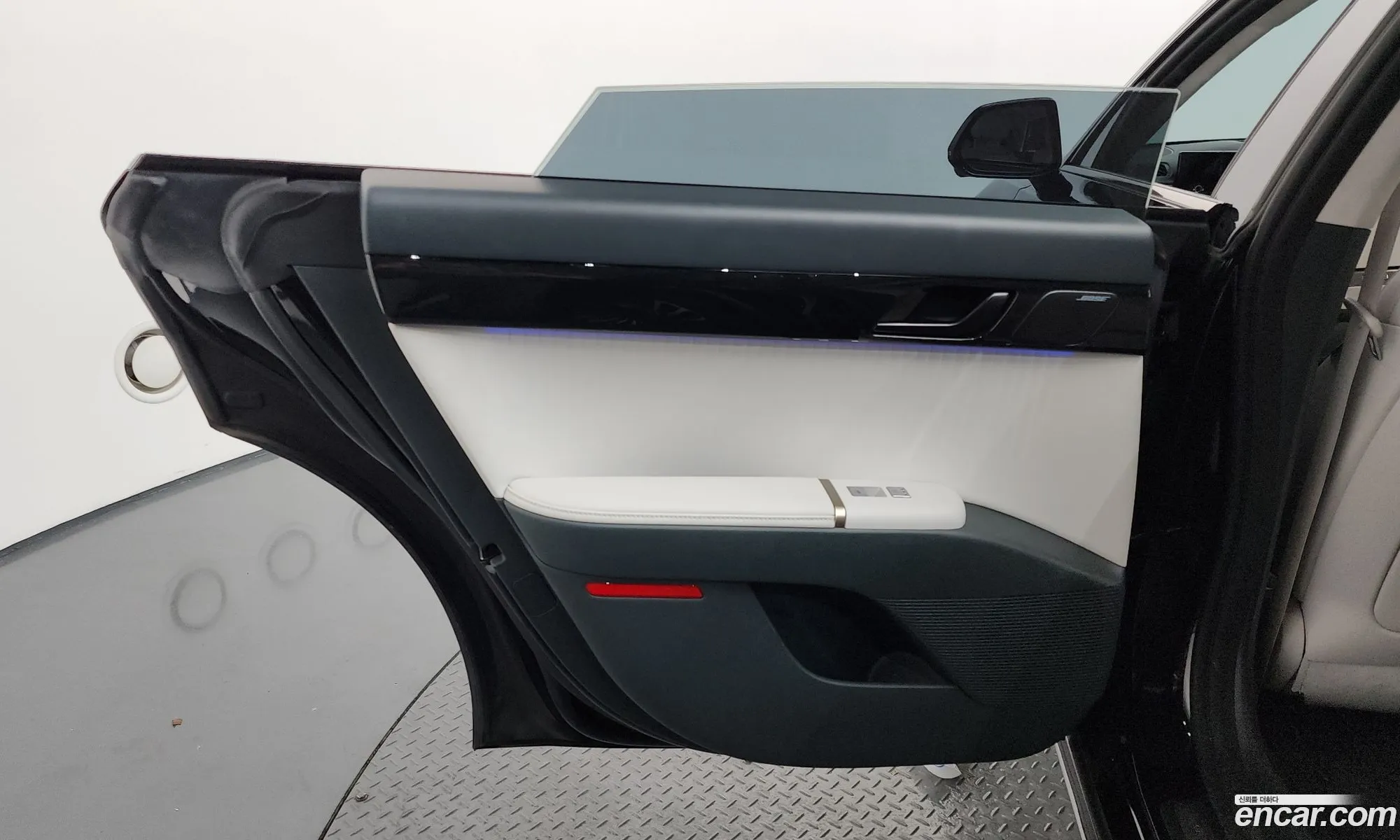 Hyundai Grandeur Hybrid 2023 — 8