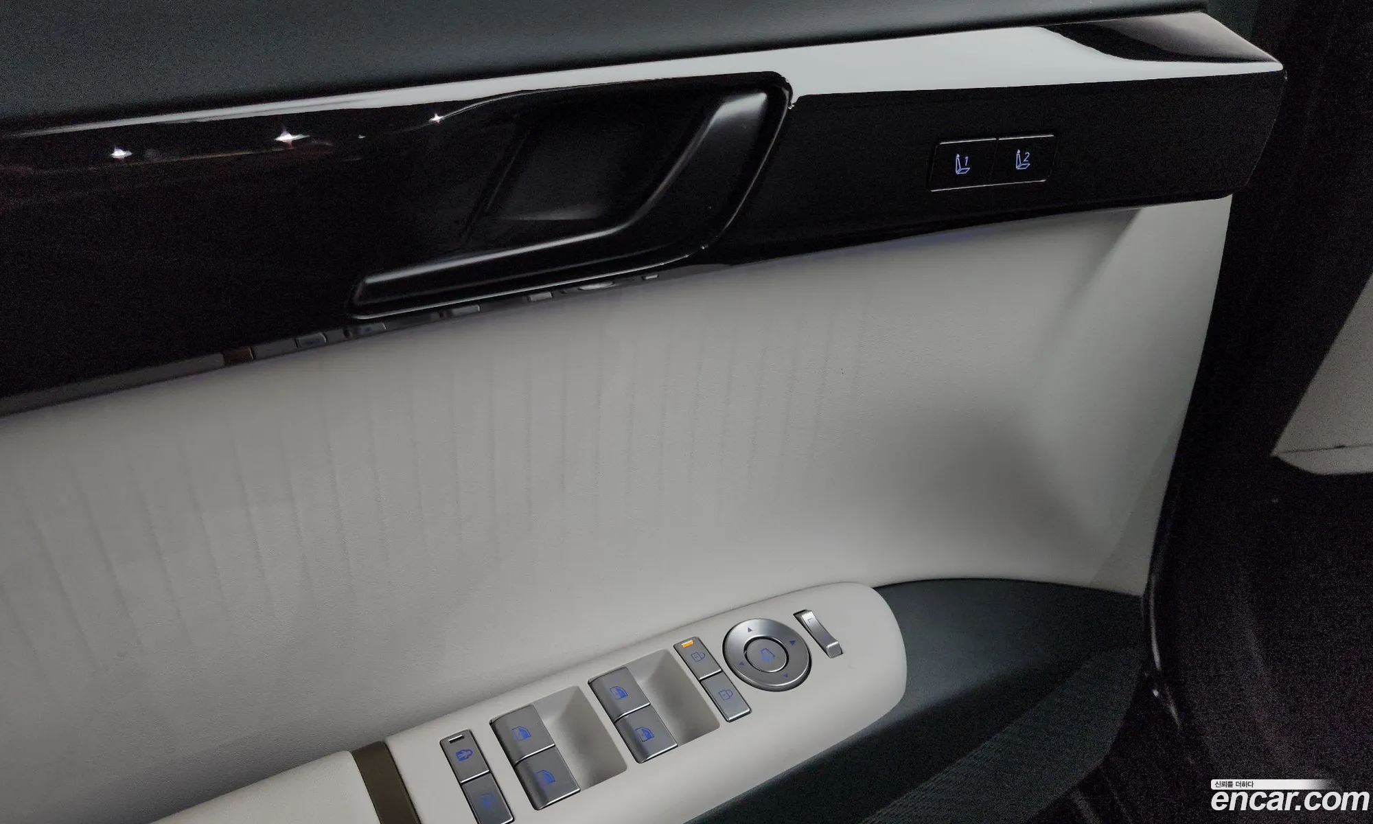 Hyundai Grandeur Hybrid 2023 — 29