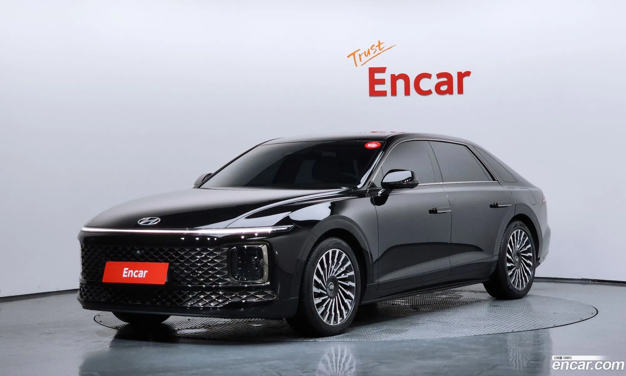 Hyundai Grandeur Hybrid 2023 — 4