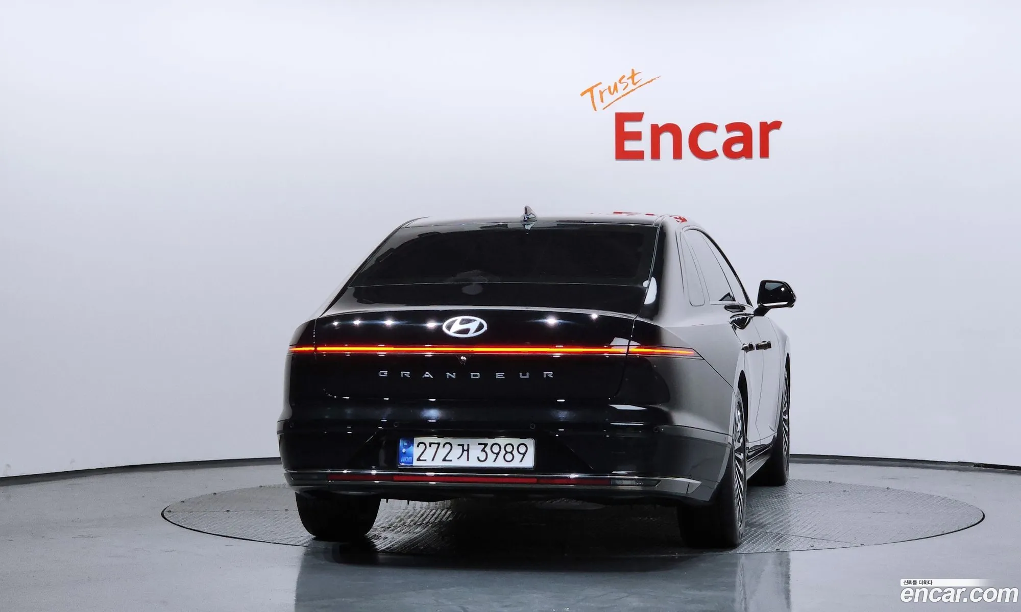 Hyundai Grandeur Hybrid 2023 — 15