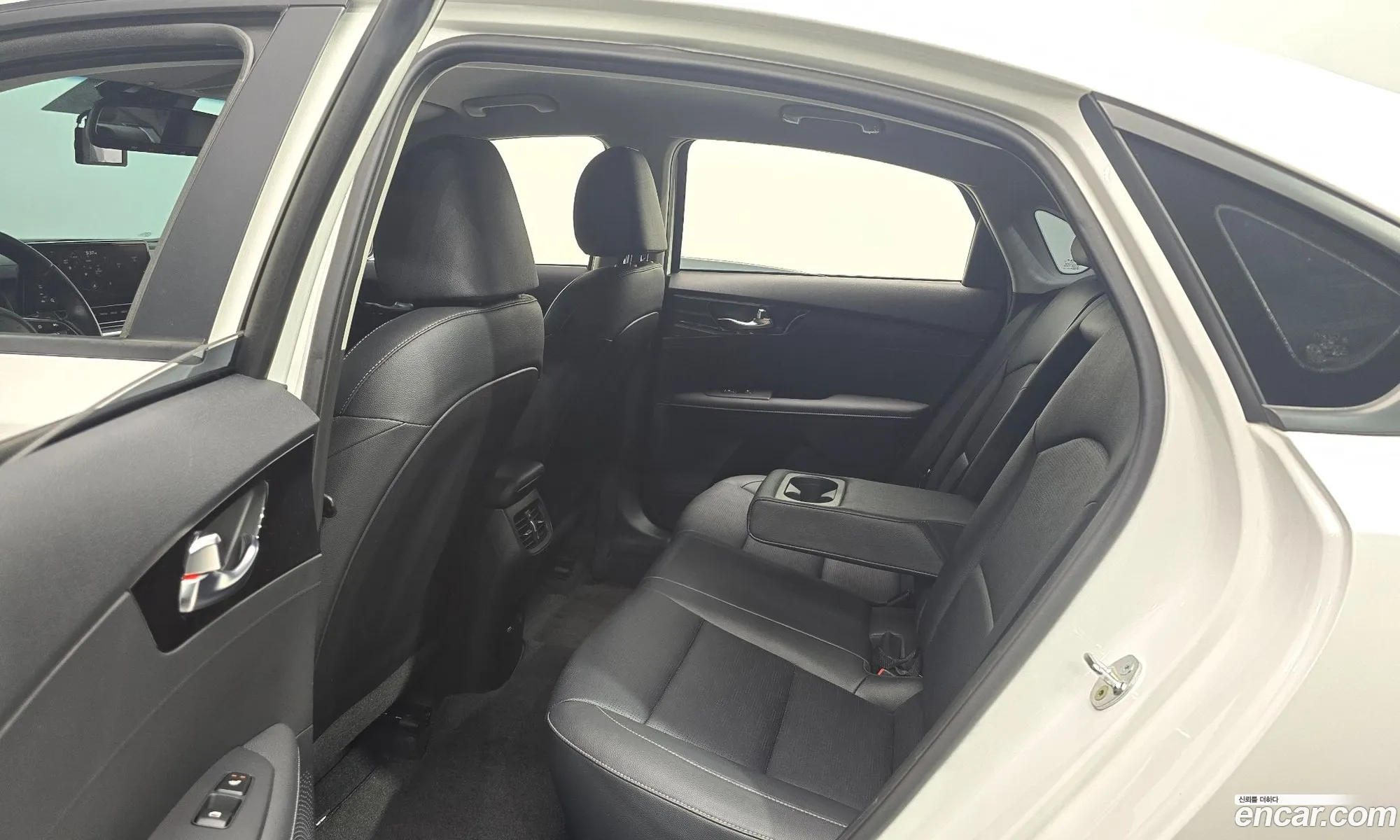 Kia K3 2022 — 5