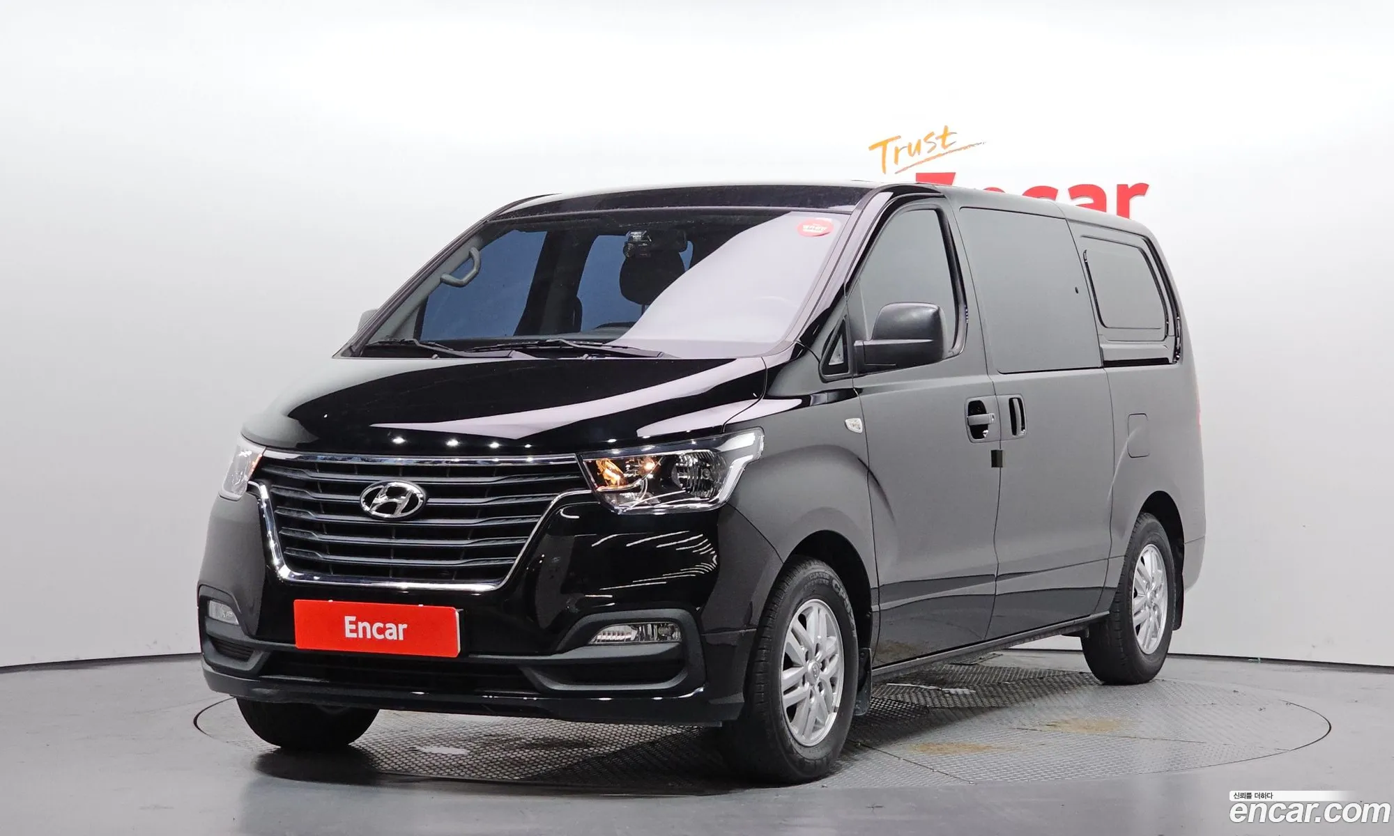 Hyundai Grand Starex 2020 — 9
