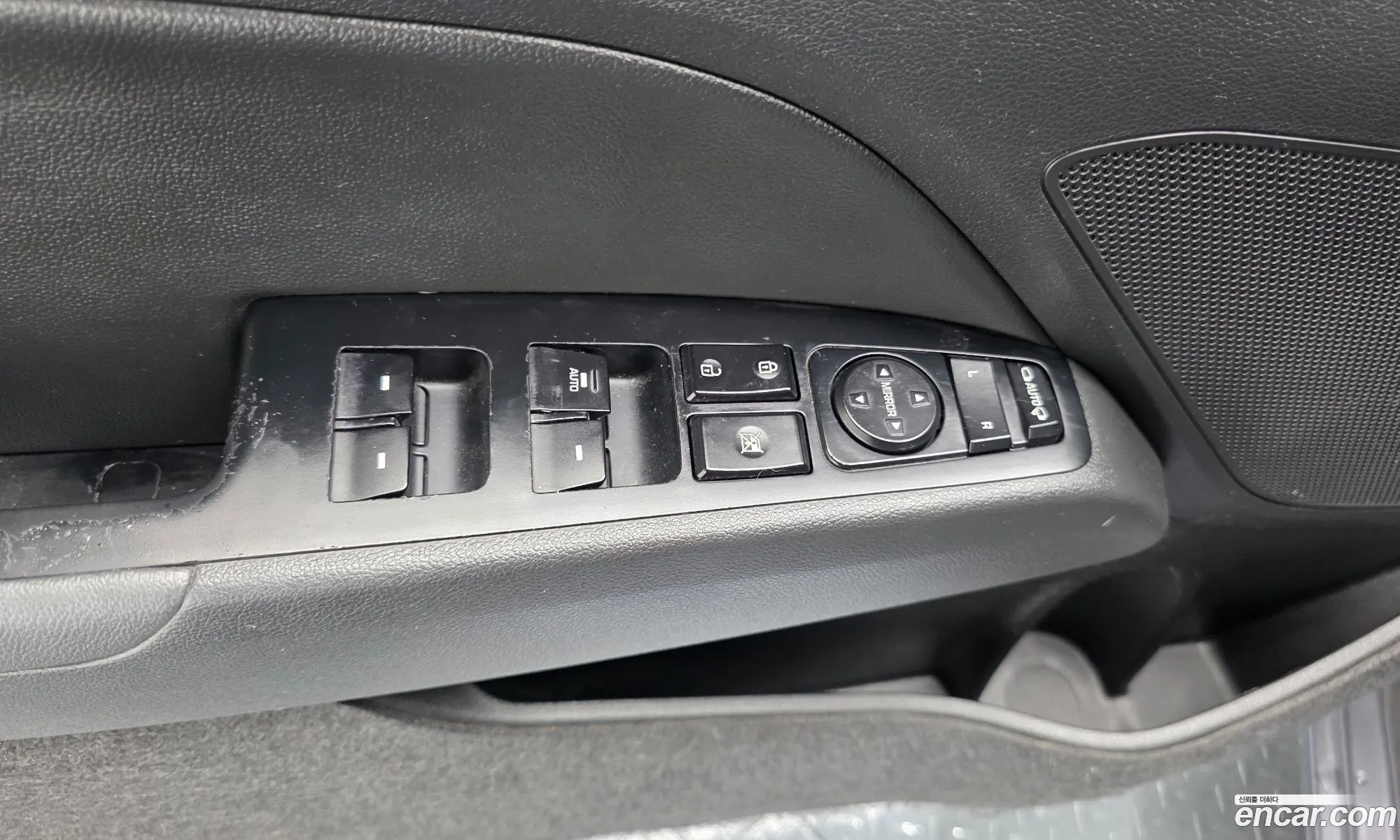Hyundai Elantra AD 2016 — 25