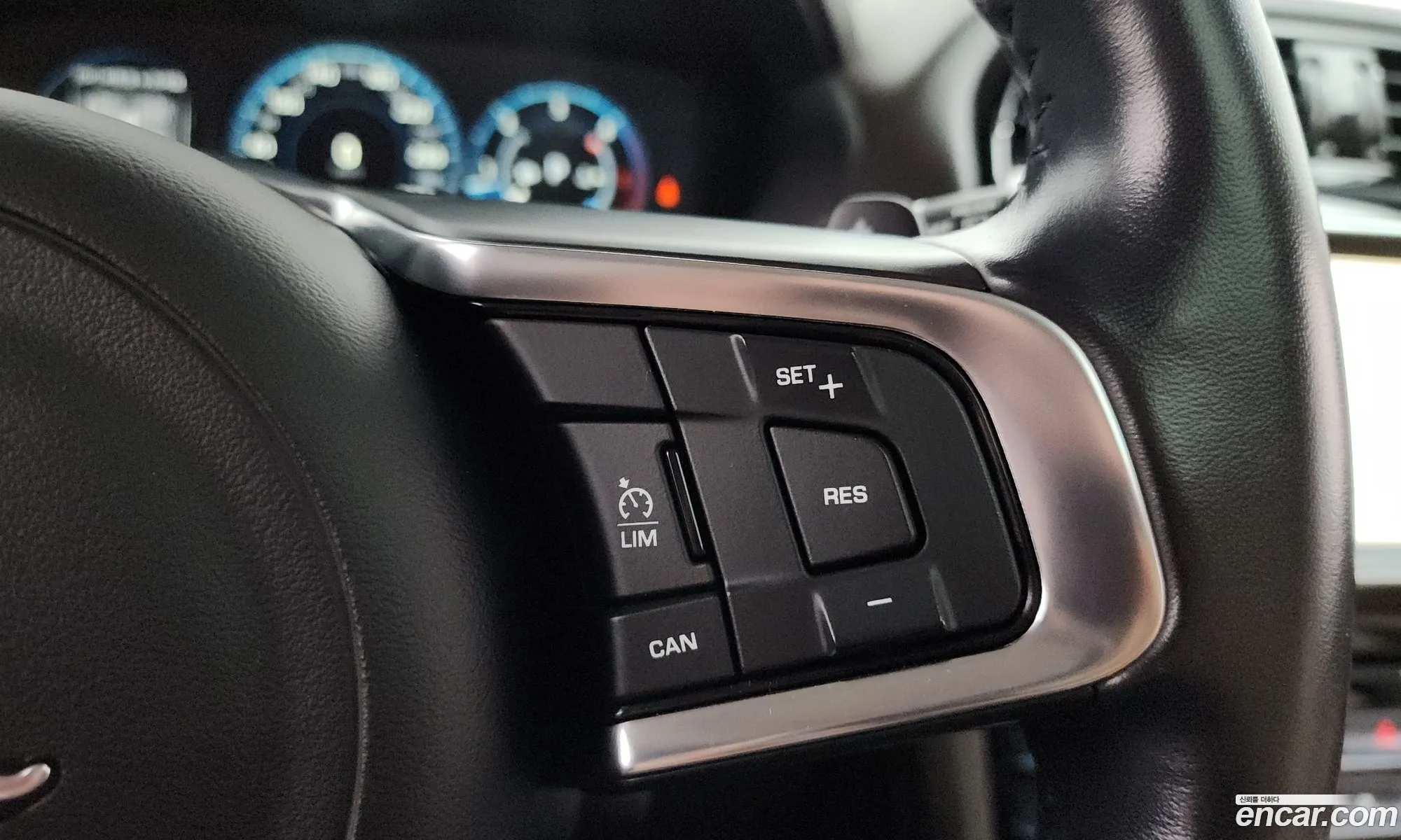 Jaguar F-Pace 2018 SADCA2BN8JA236572 — 2