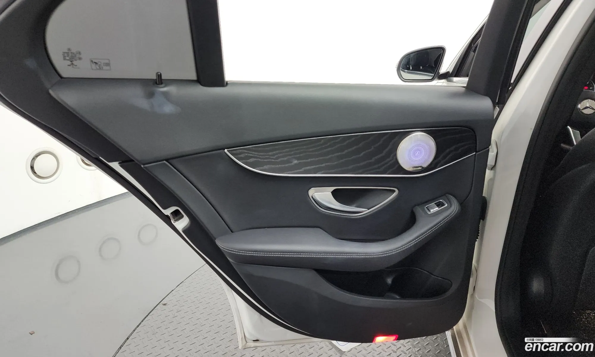 Mercedes-Benz C-Class W205 2019 — 9