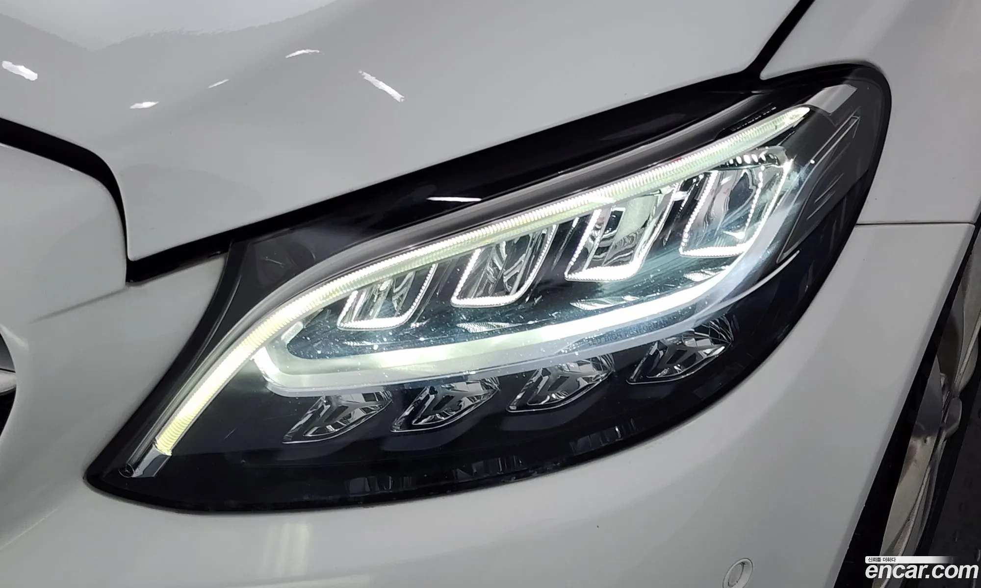 Mercedes-Benz C-Class W205 2019 — 24