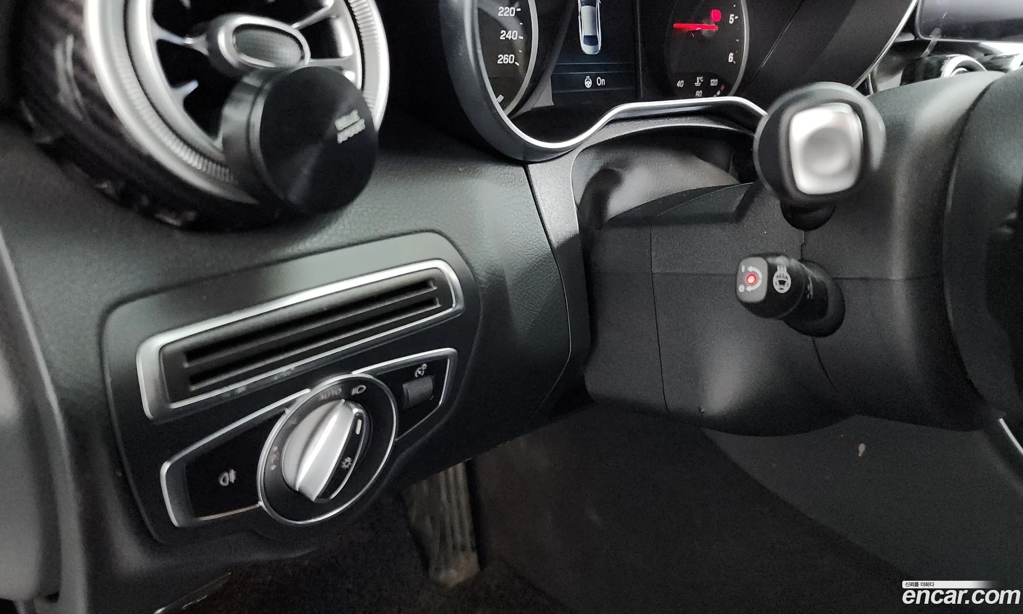 Mercedes-Benz C-Class W205 2019 — 8