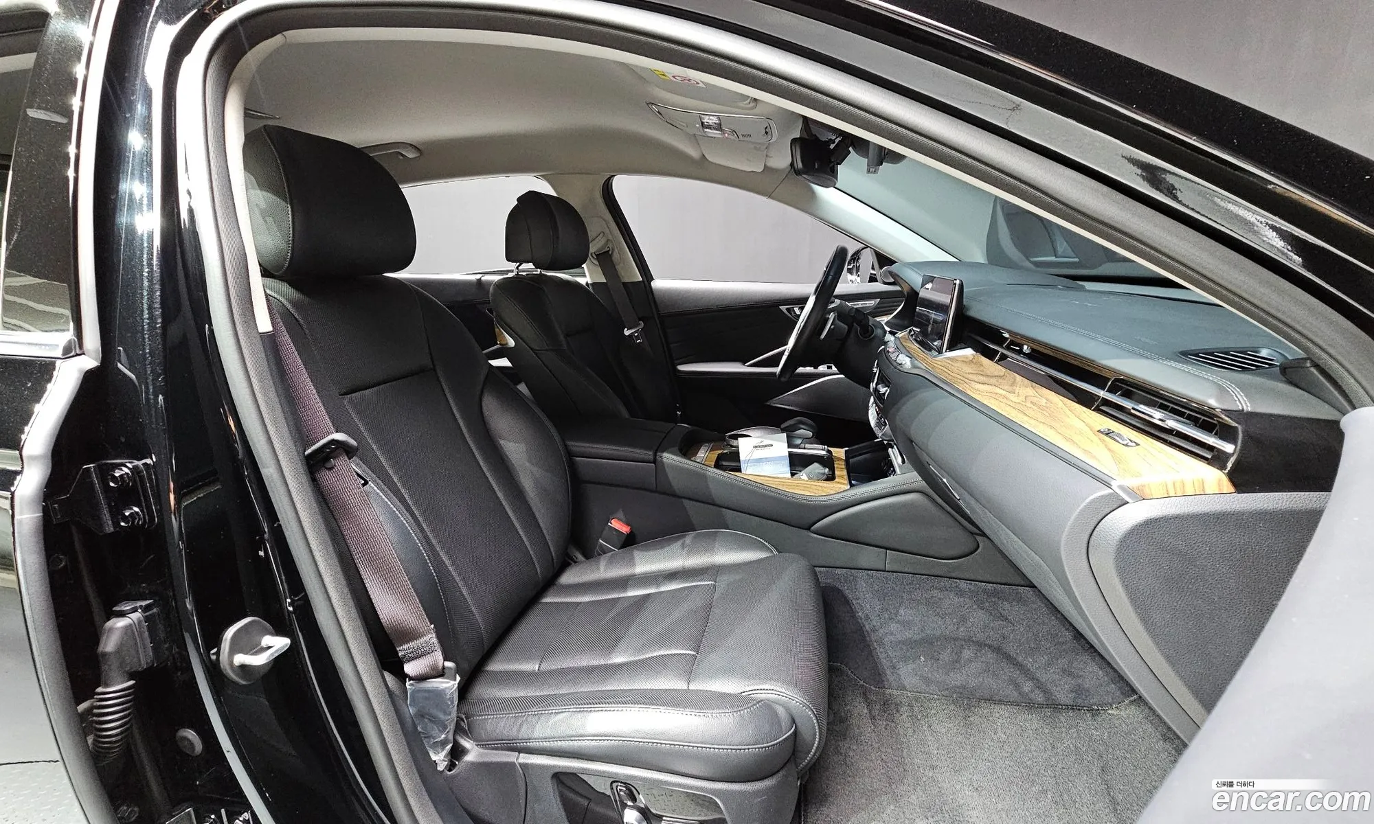 Kia K9 2021 — 14