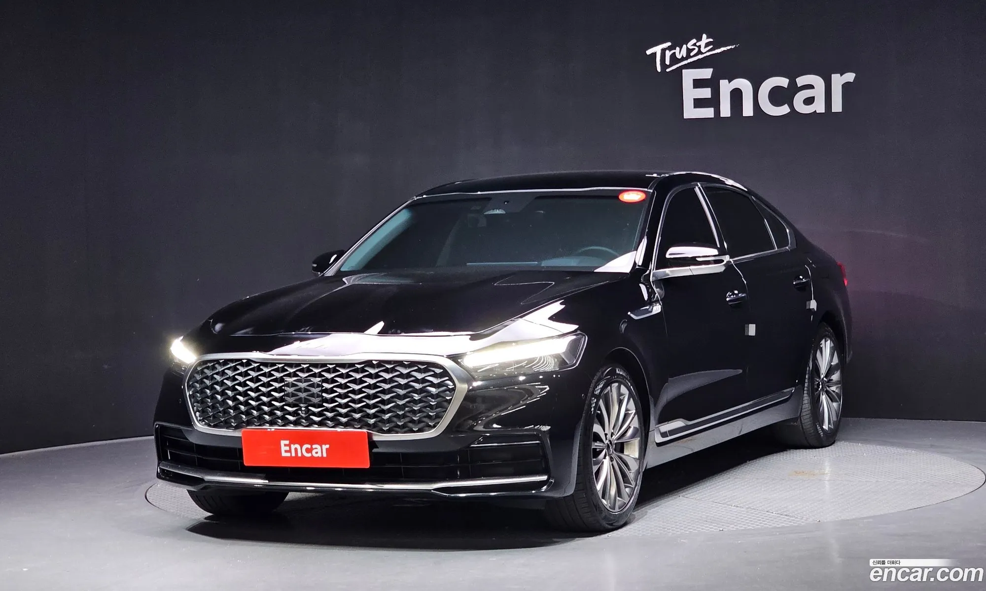 Kia K9 2021 — 32
