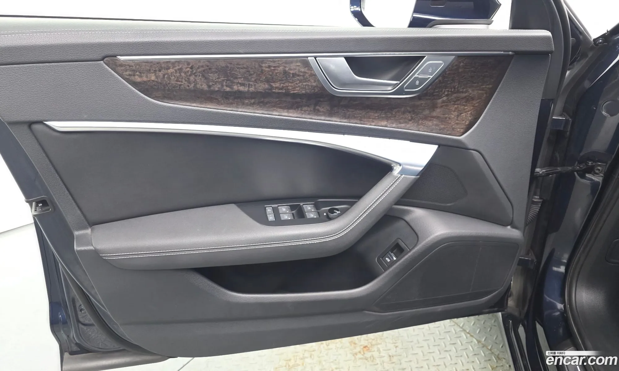 Audi A6 2021 WAUZZZF22MN006429 — 11