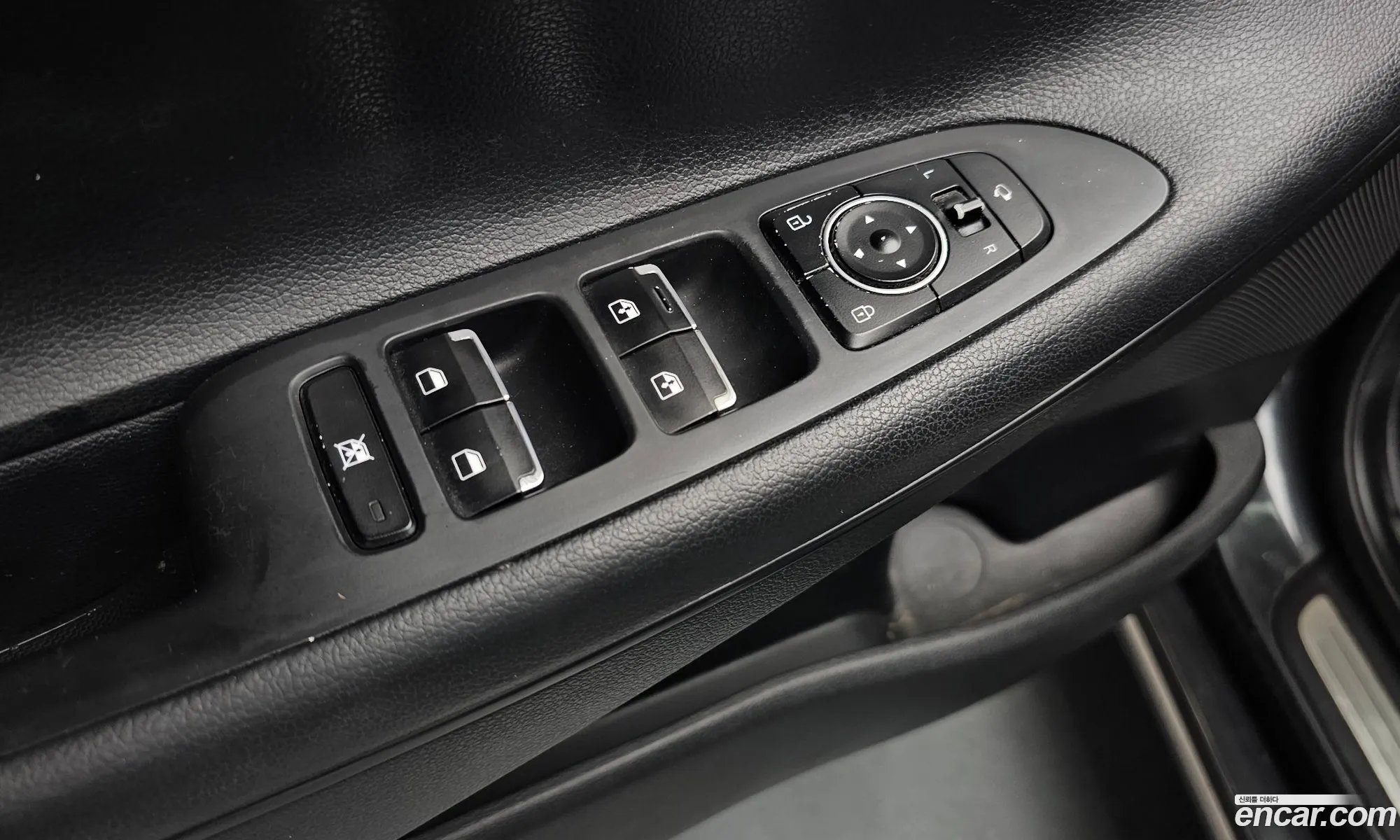 Hyundai Grandeur IG Hybrid 2019 — 5