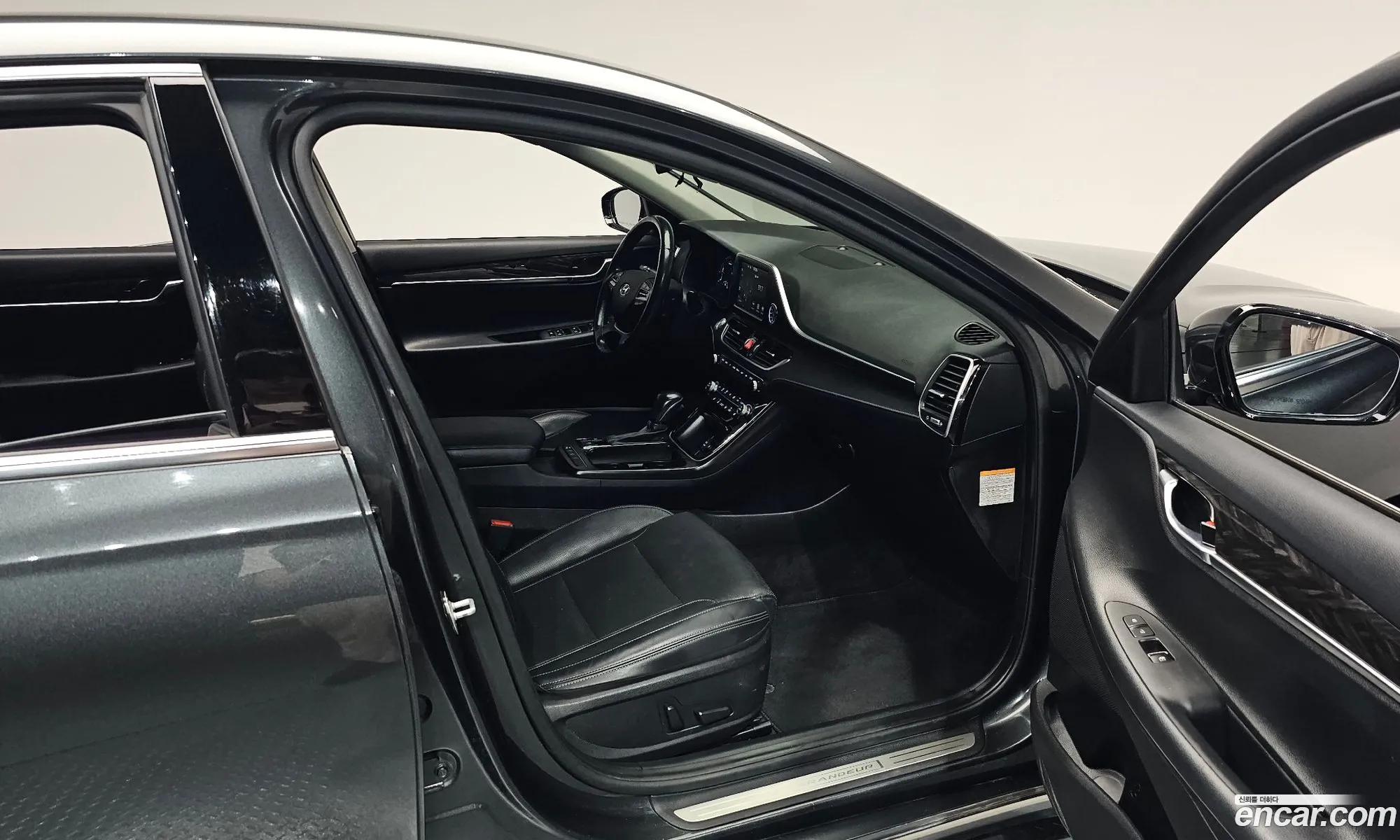 Hyundai Grandeur IG Hybrid 2019 — 10