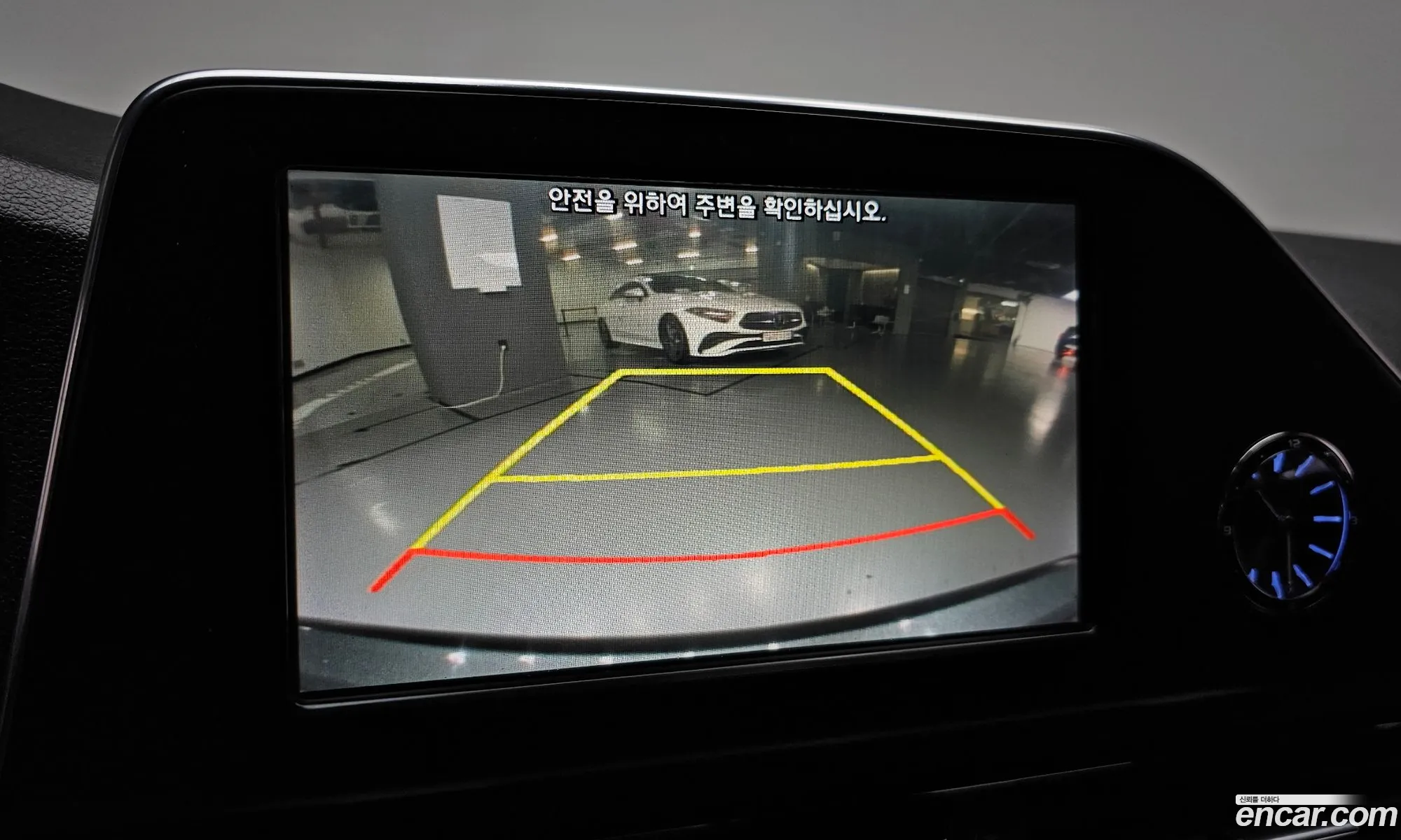 Hyundai Grandeur IG Hybrid 2019 — 24