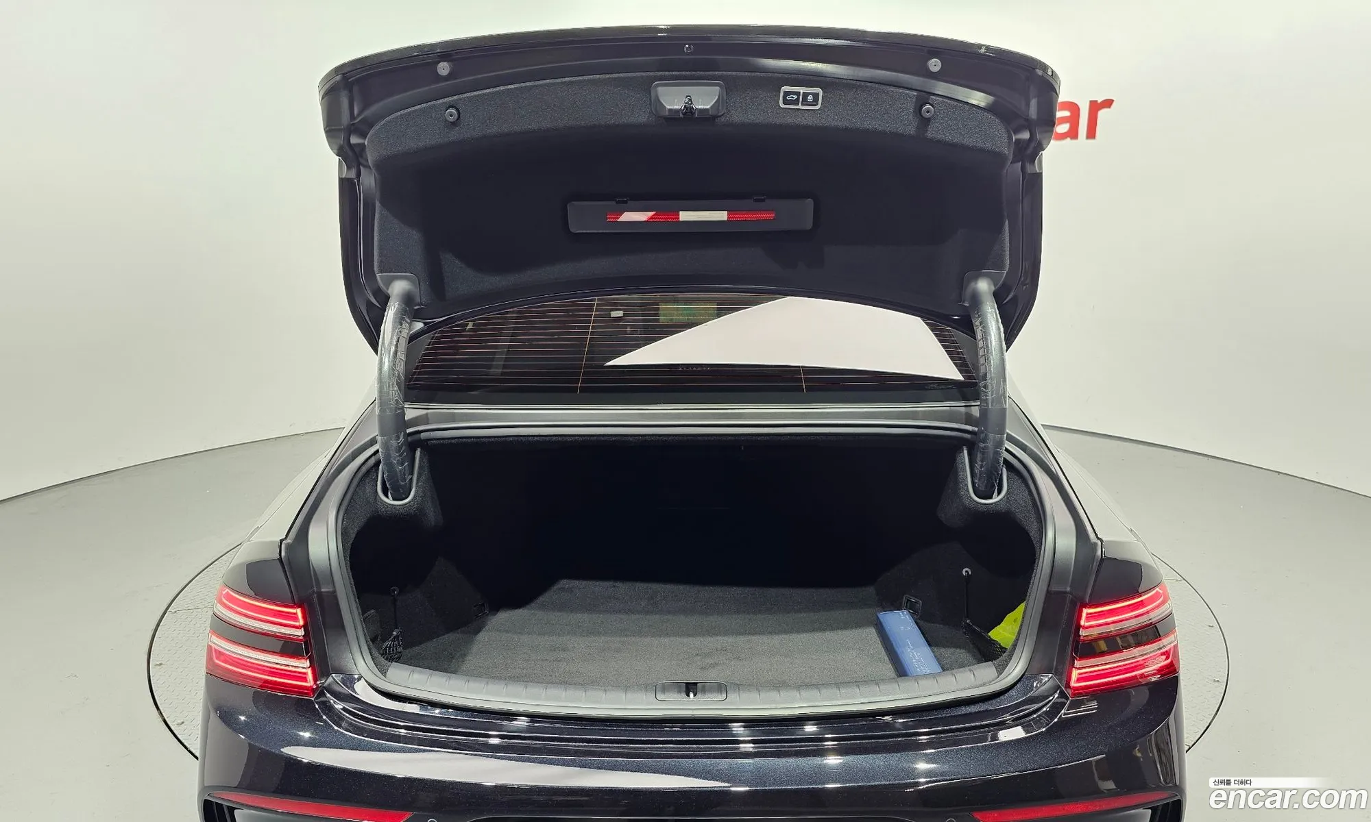 Genesis G80 2023 — 30