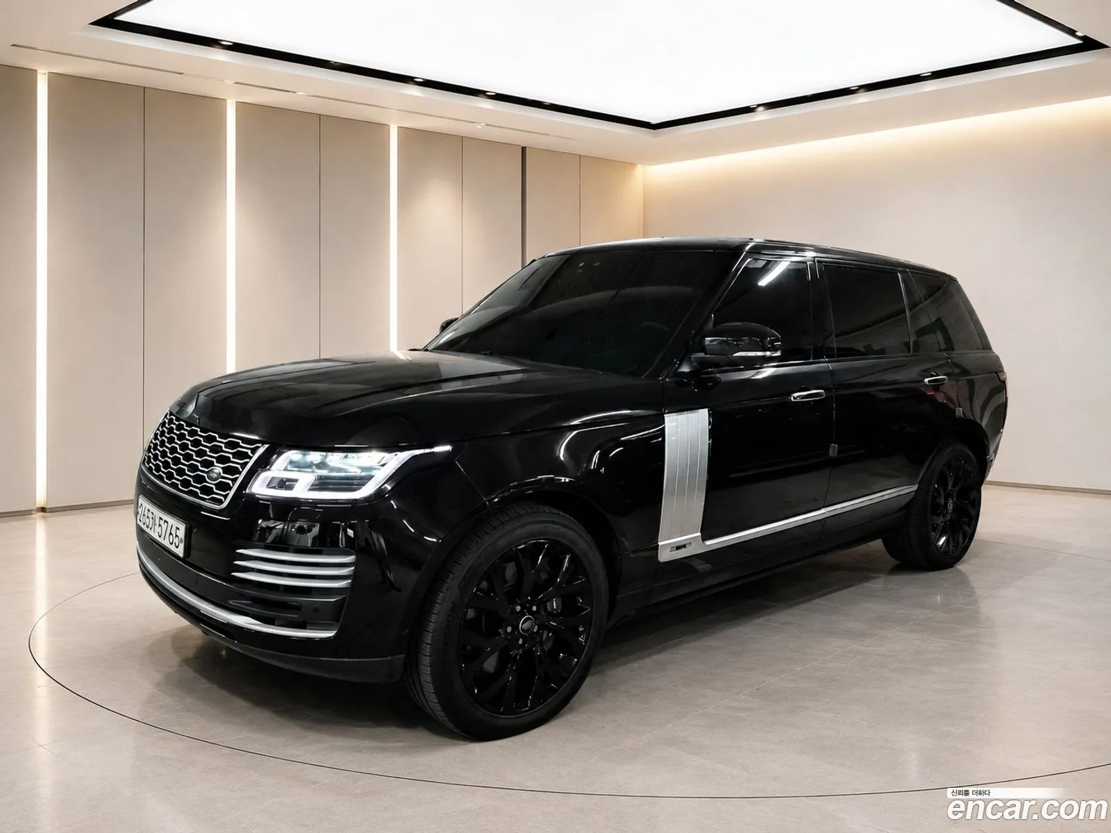 Land Rover Range Rover 2019 — 10