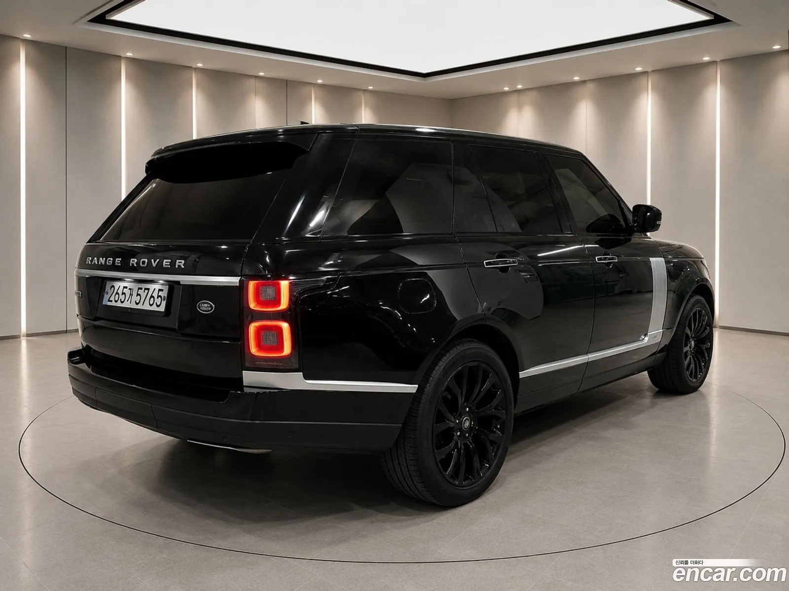 Land Rover Range Rover 2019 — 3