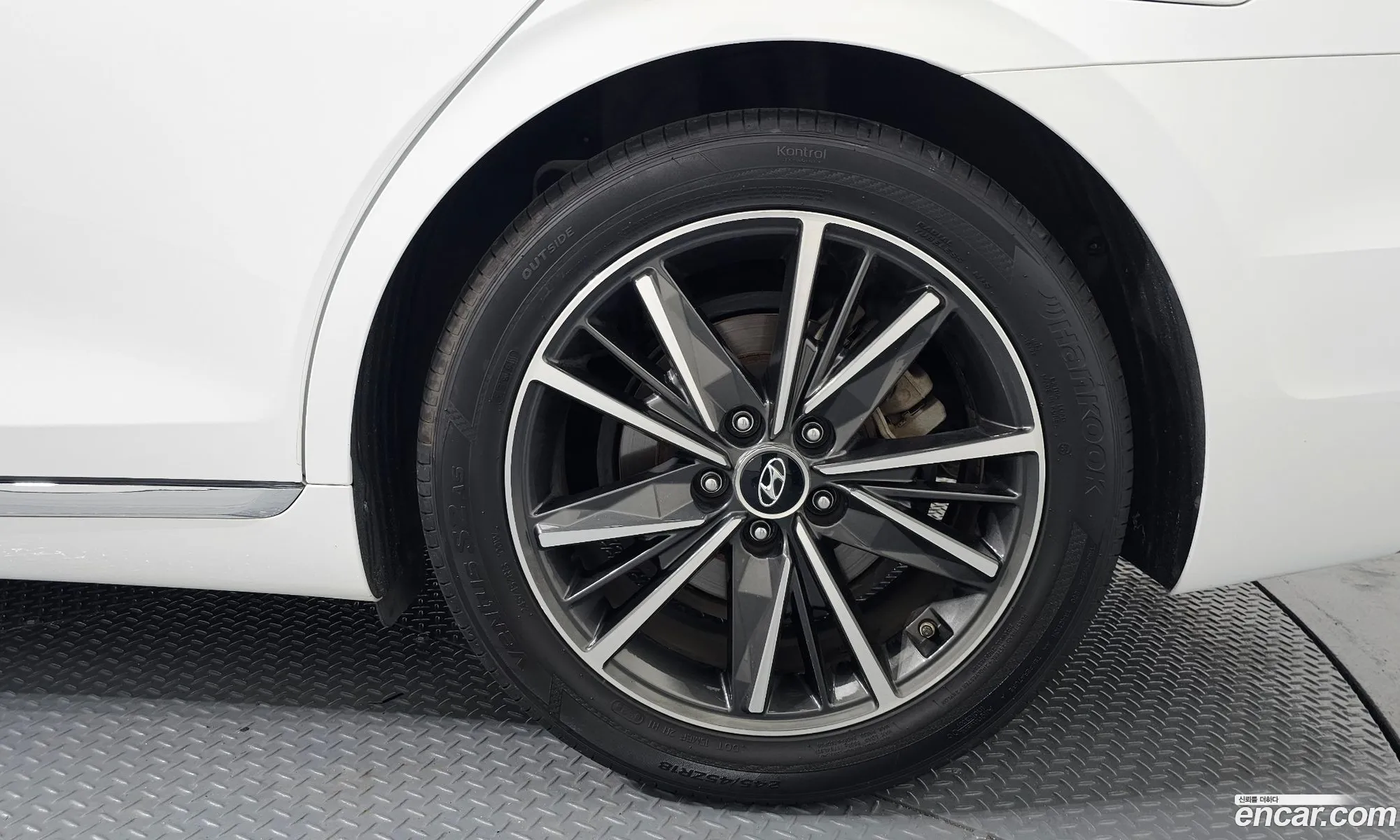Hyundai Grandeur IG 2020 — 12