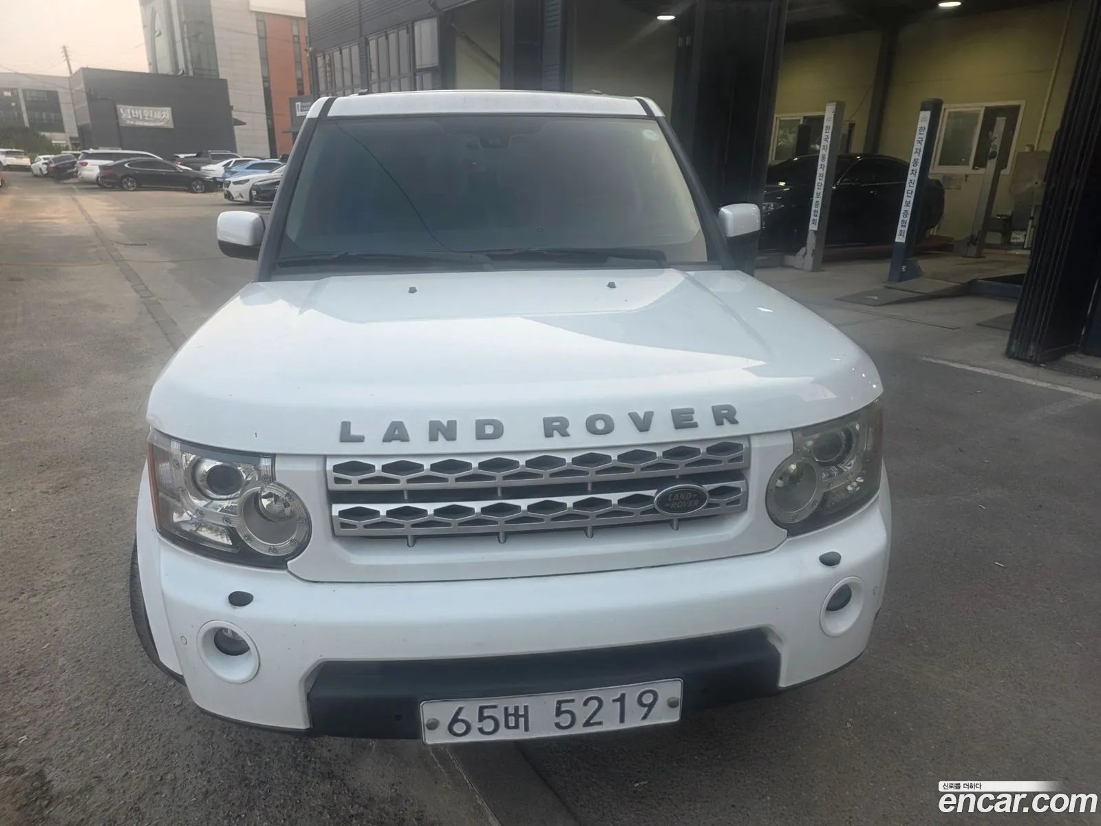 Land Rover Discovery 4