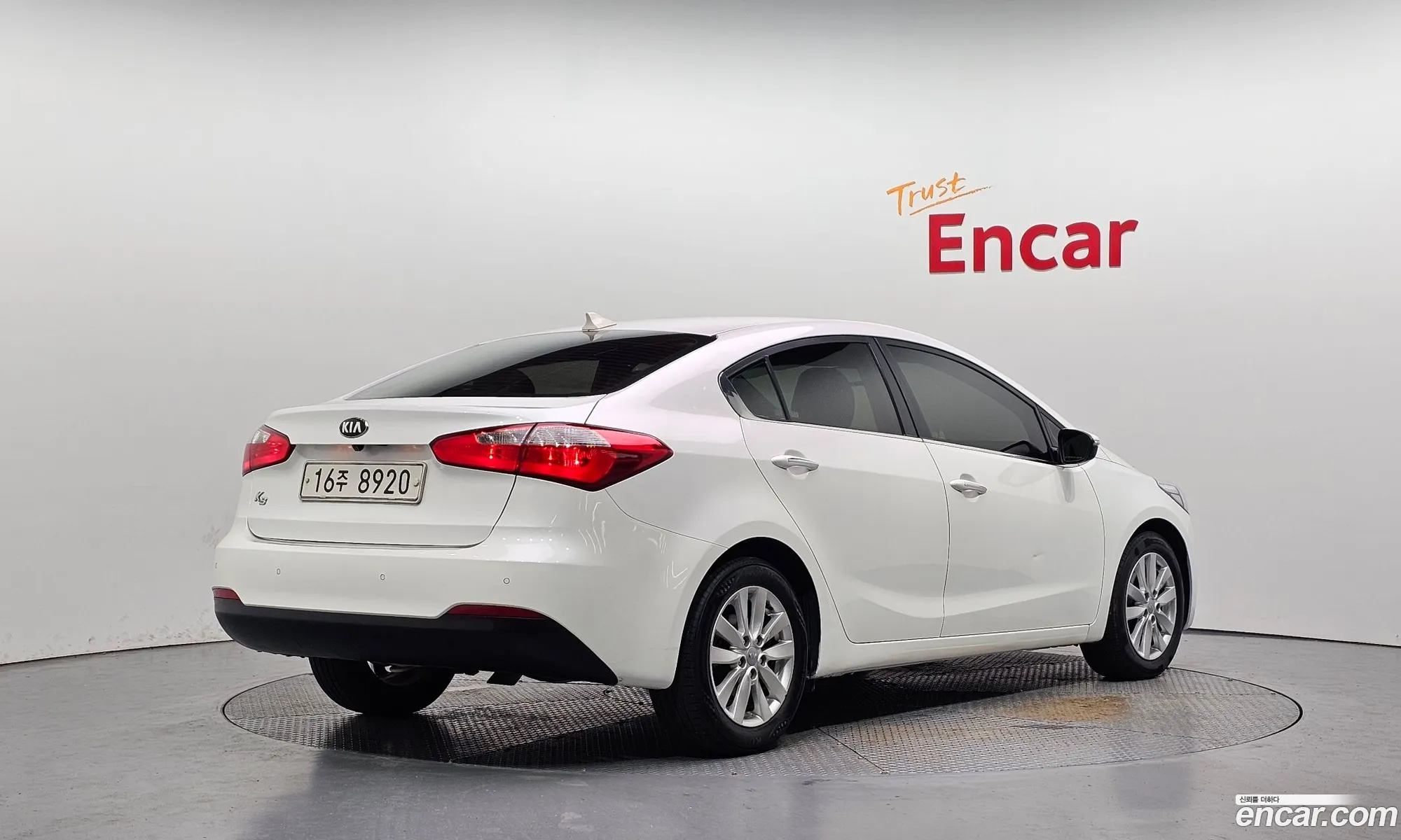 Kia K3 2014 — 11