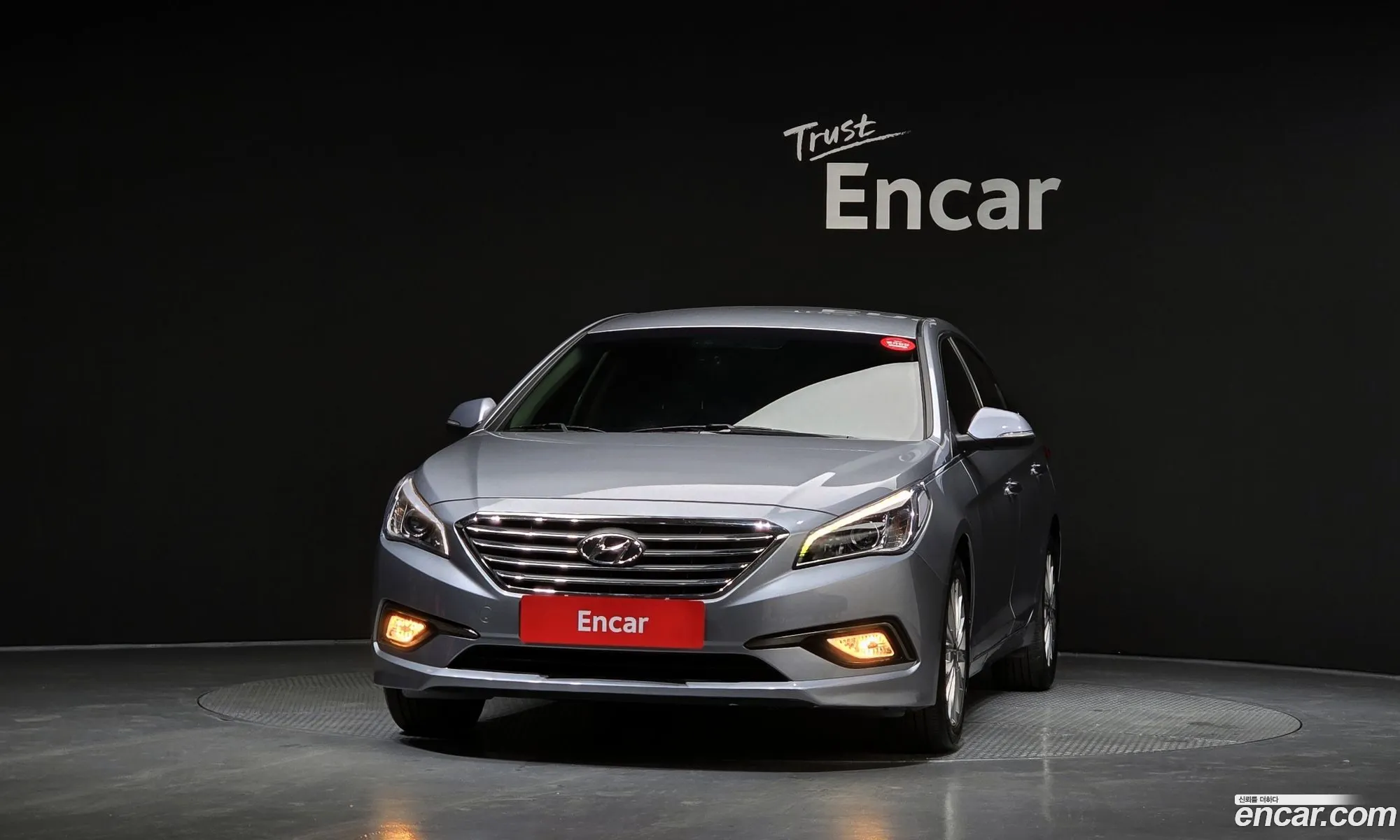 Hyundai LF Sonata 2016 — 30