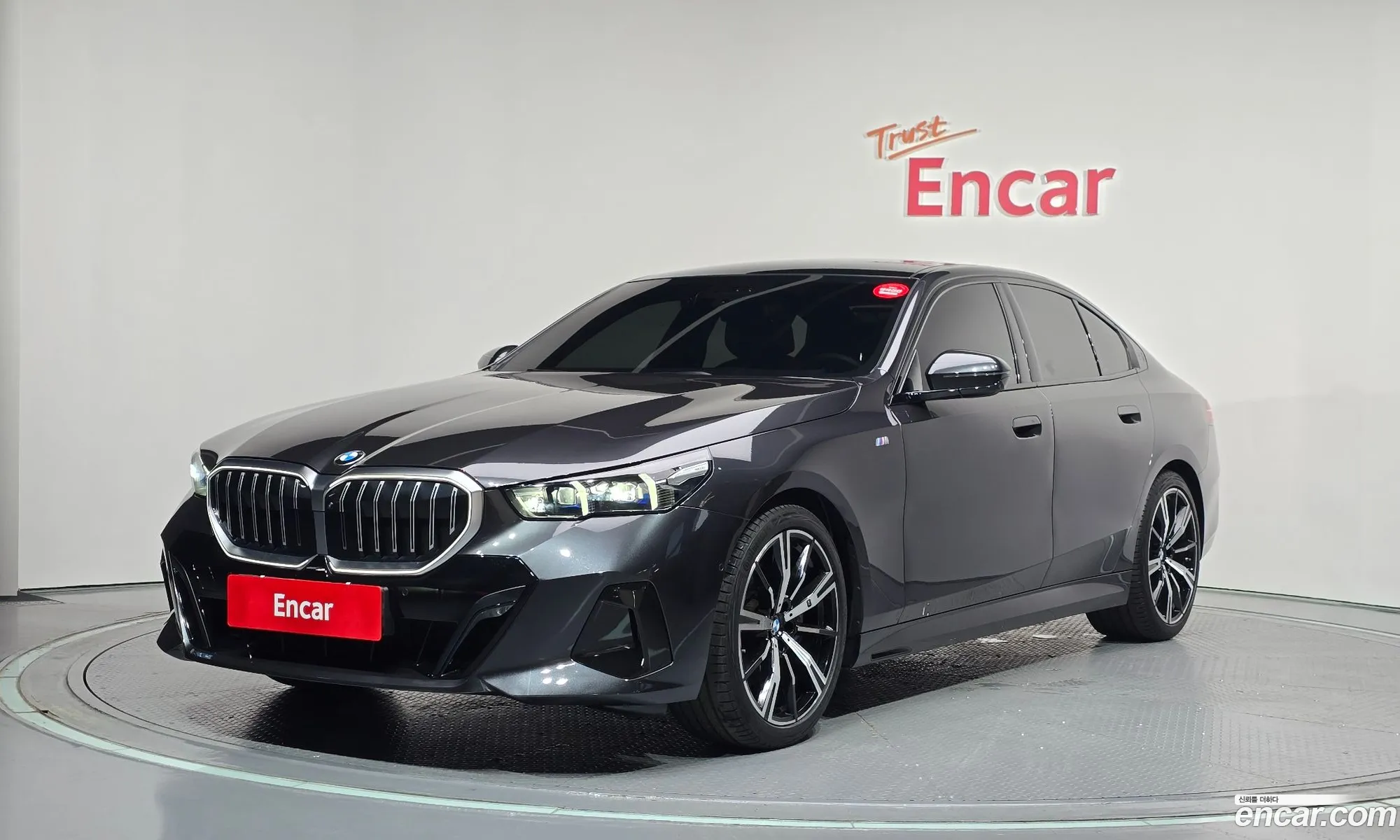 BMW 5 Series 2024 — 10