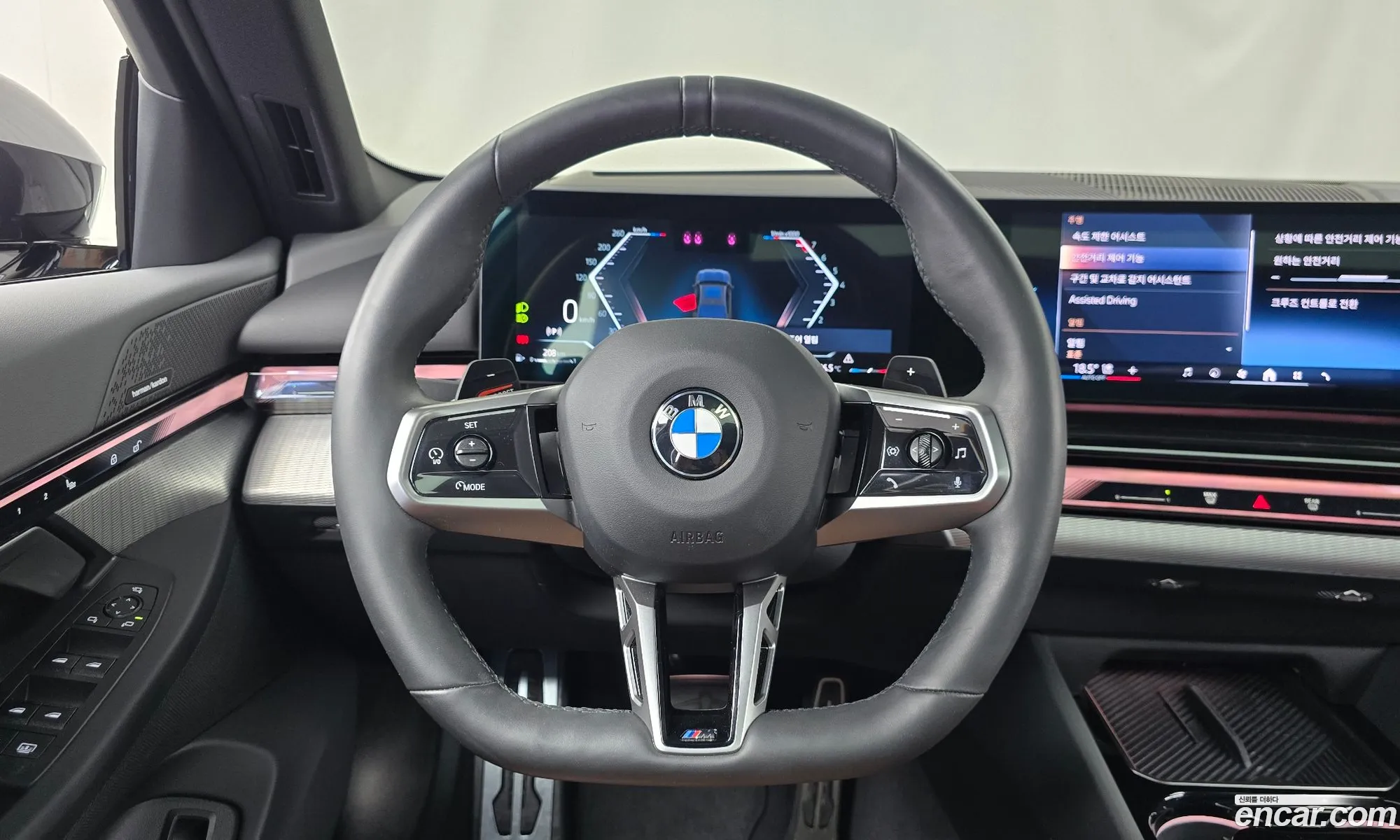 BMW 5 Series 2024 — 17