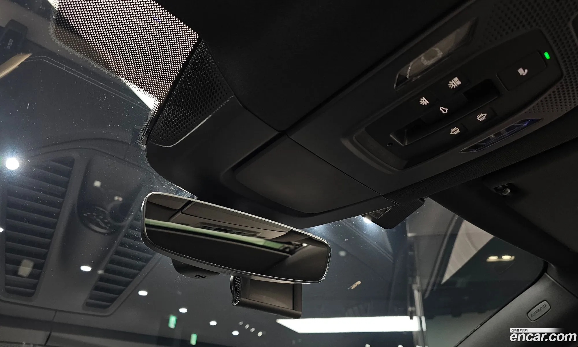 Porsche Macan EV 2025 WP1AB2XA3SL152067 — 9