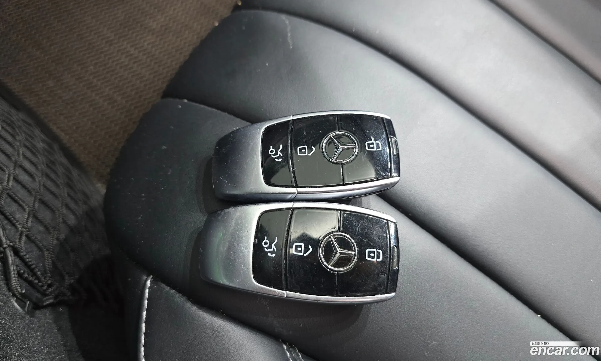 Mercedes-Benz E-Class W213 2016 WDDZF0EB1HA045167 — 3