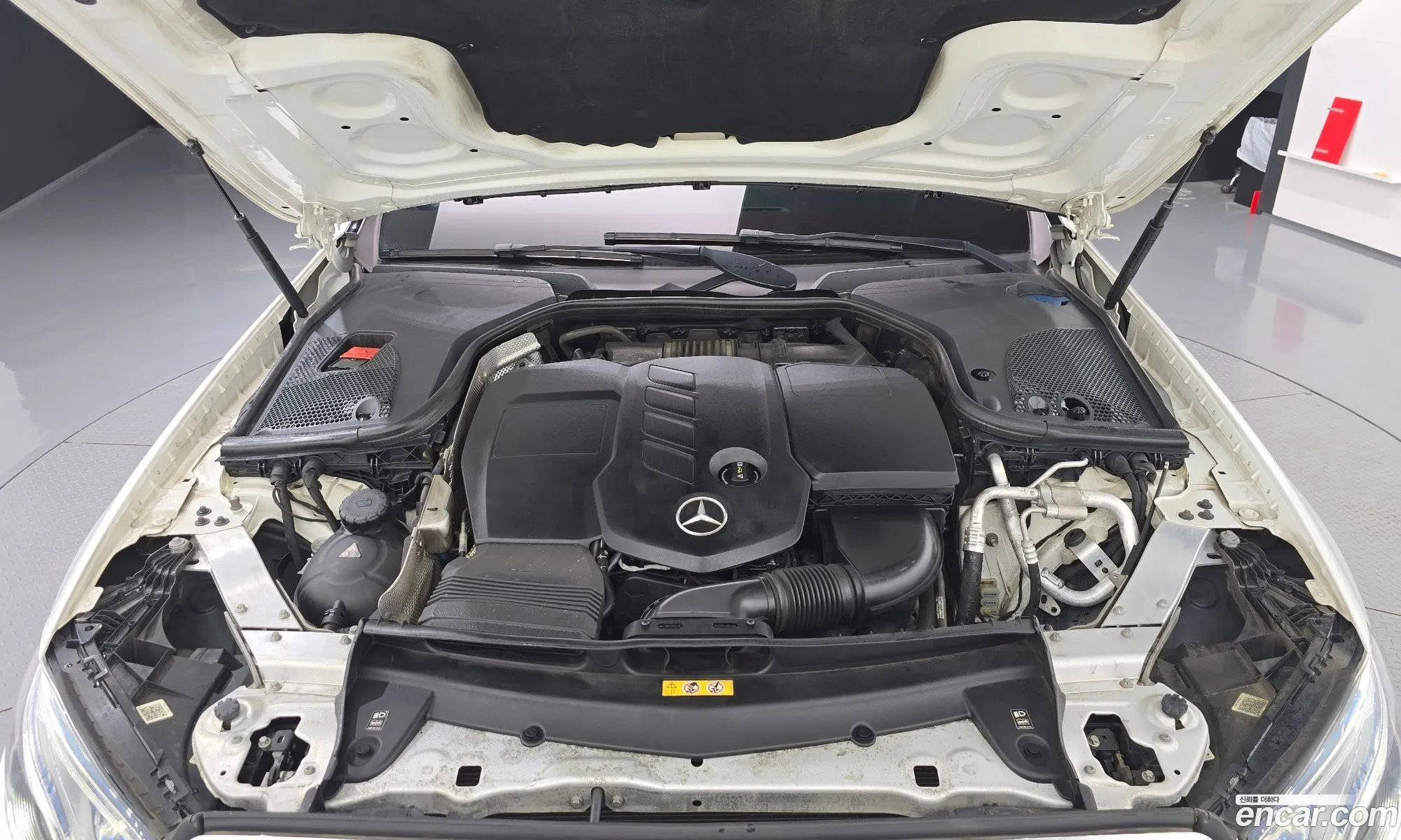 Mercedes-Benz E-Class W213 2016 WDDZF0EB1HA045167 — 6