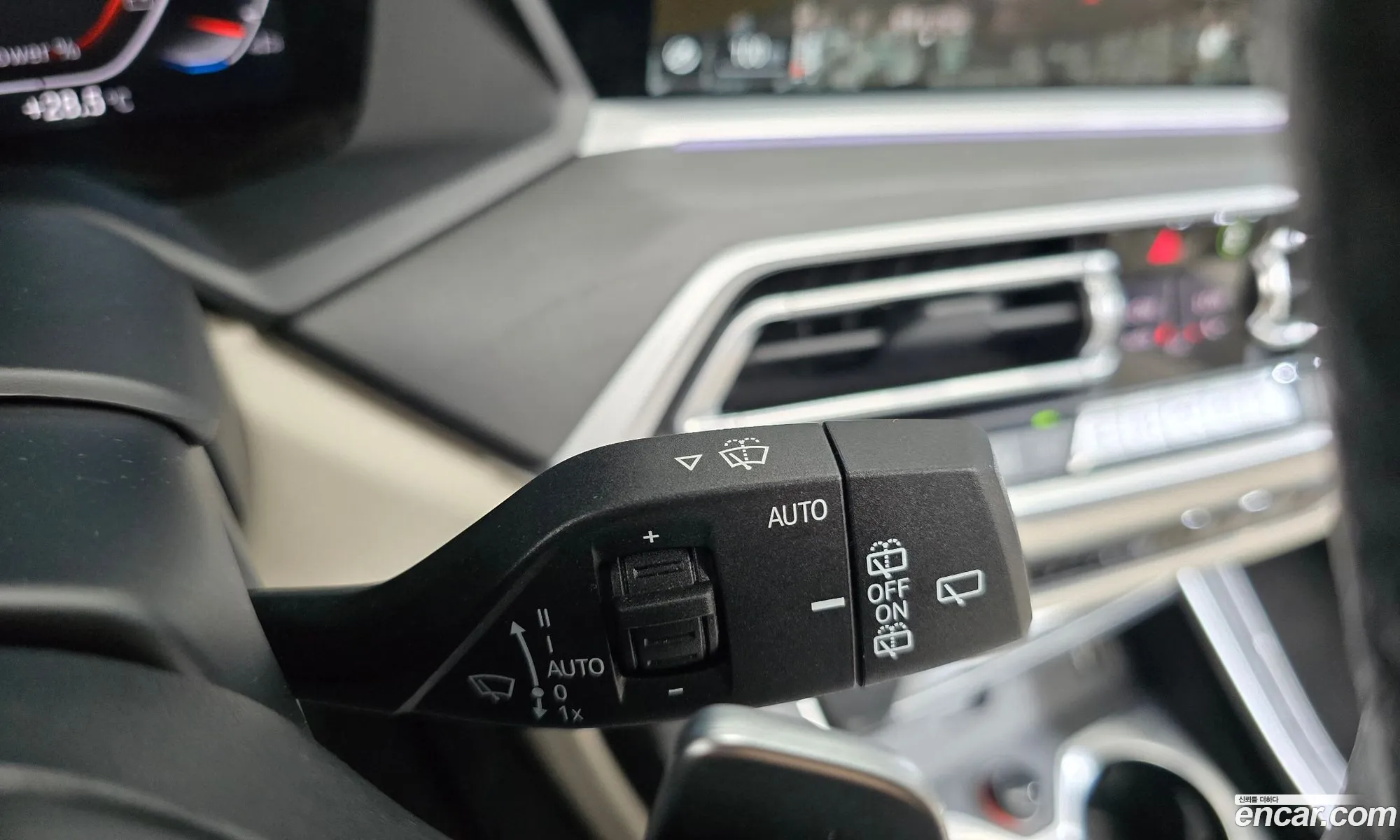 BMW X7 2022 WBATB4108N9K73264 — 34