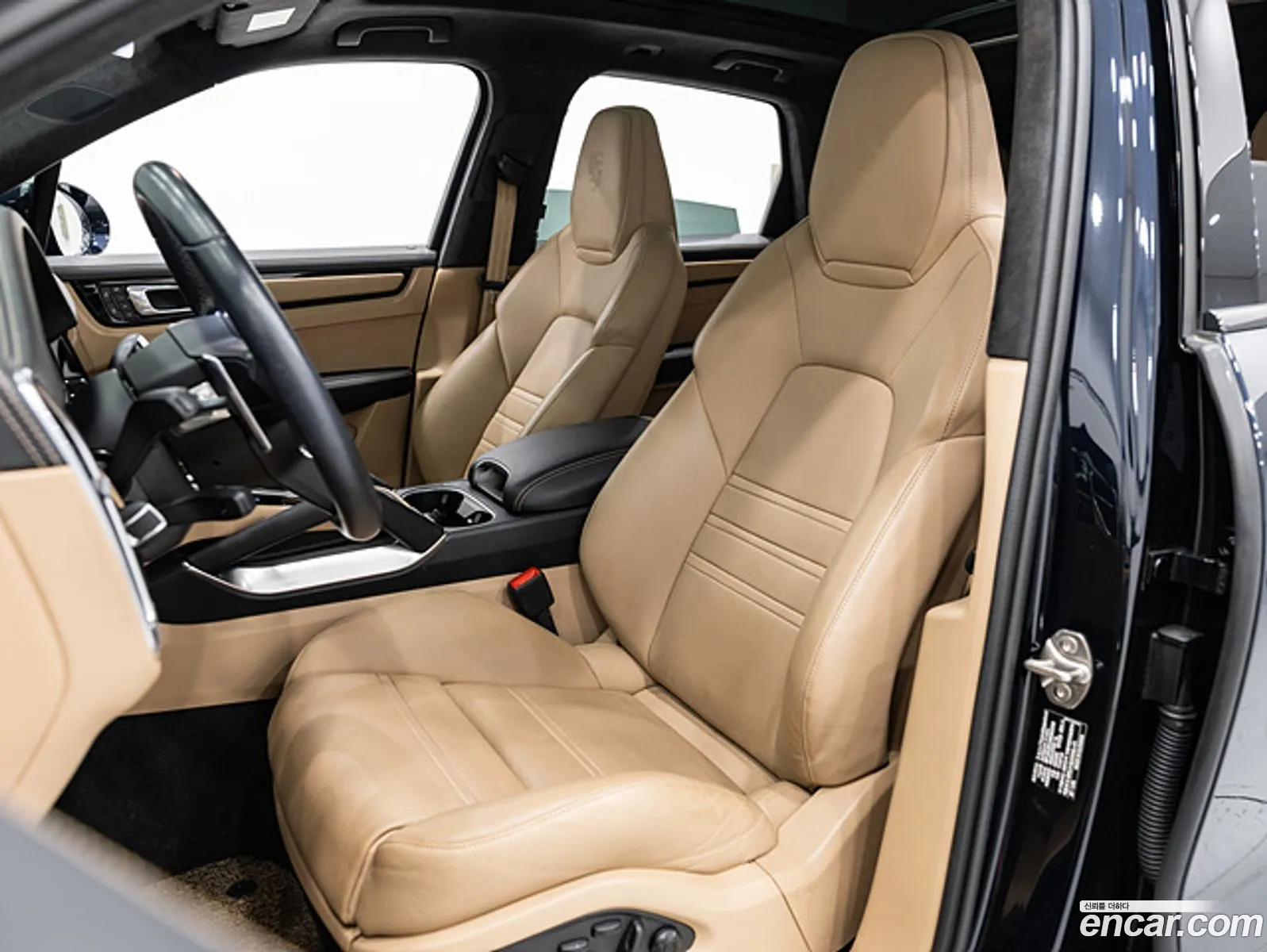 Porsche Cayenne 2022 — 2