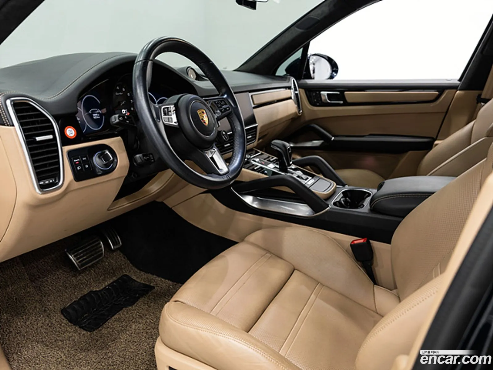 Porsche Cayenne 2022 — 8
