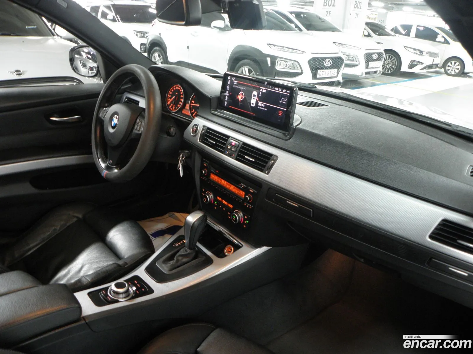 BMW 3 Series 2010 — 14