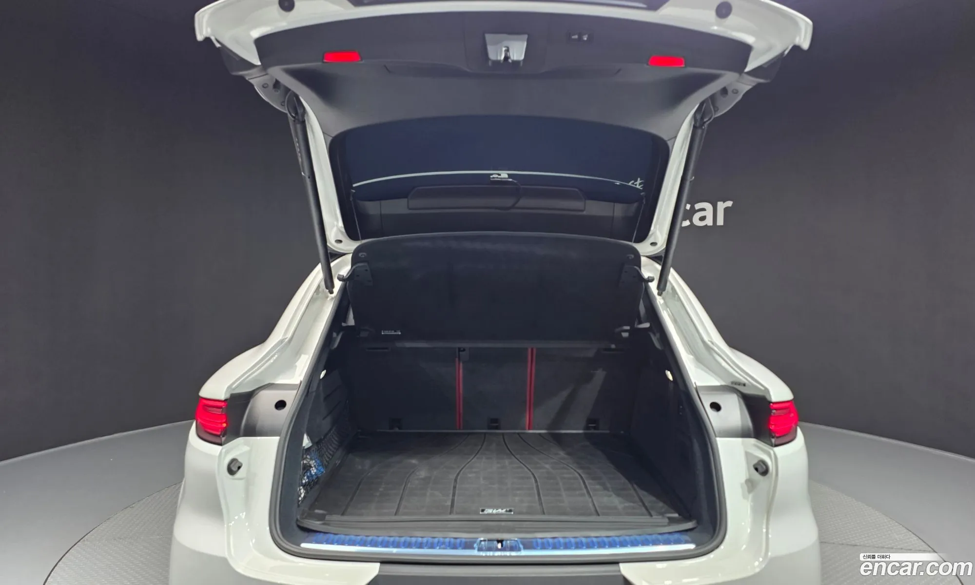 Porsche Cayenne 2022 — 10