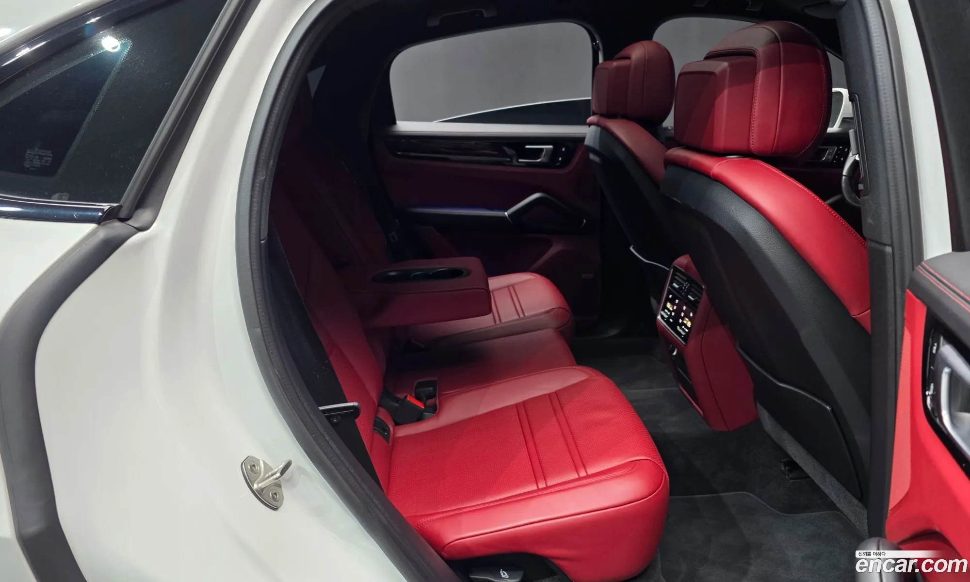 Porsche Cayenne 2022 — 16