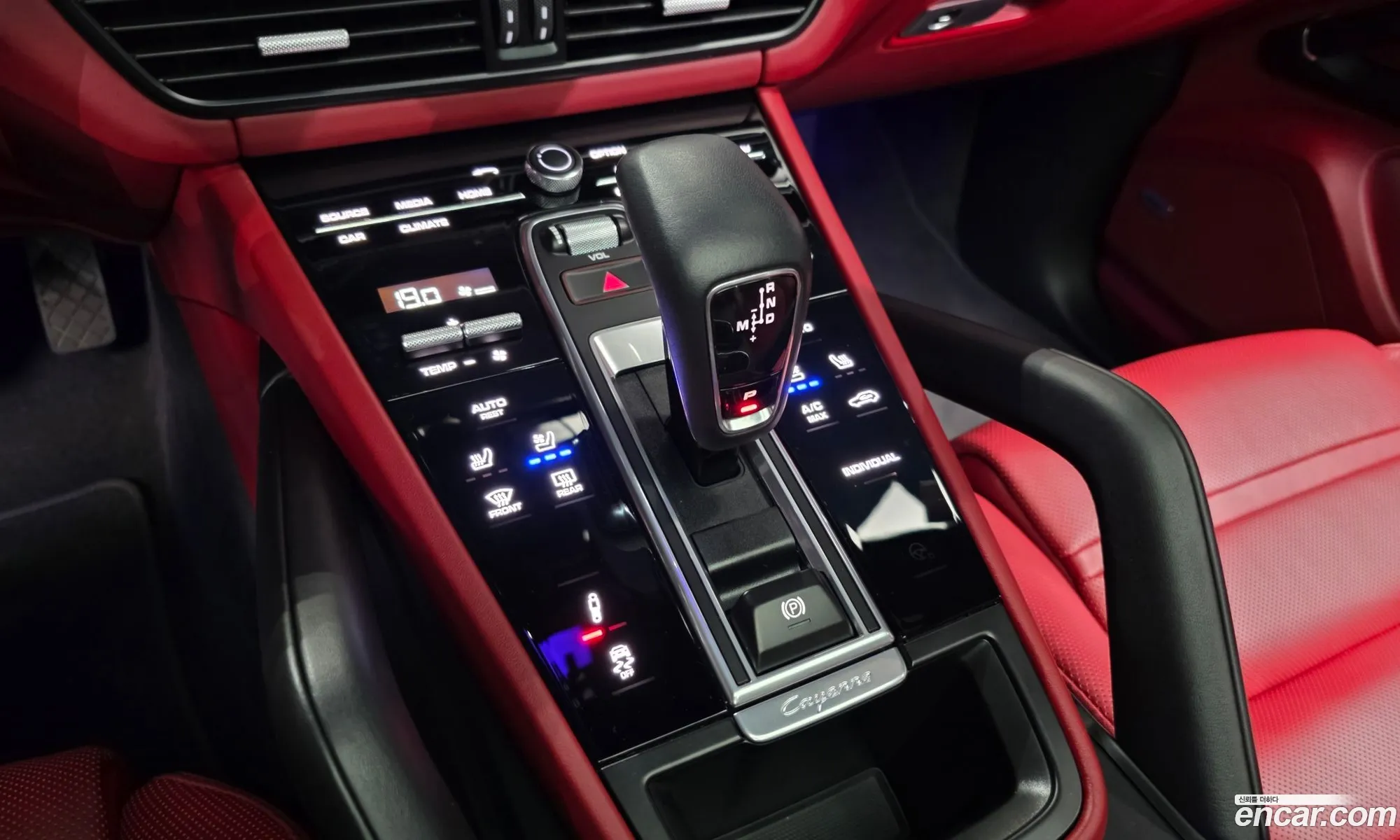 Porsche Cayenne 2022 — 18