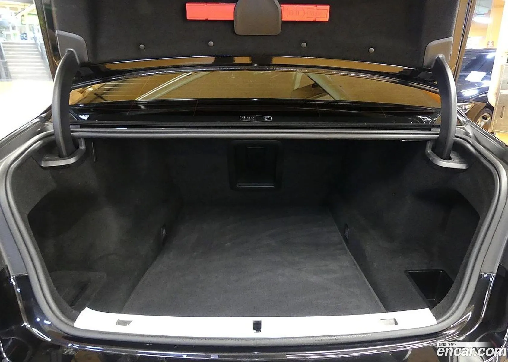 BMW 7 Series 2022 — 18