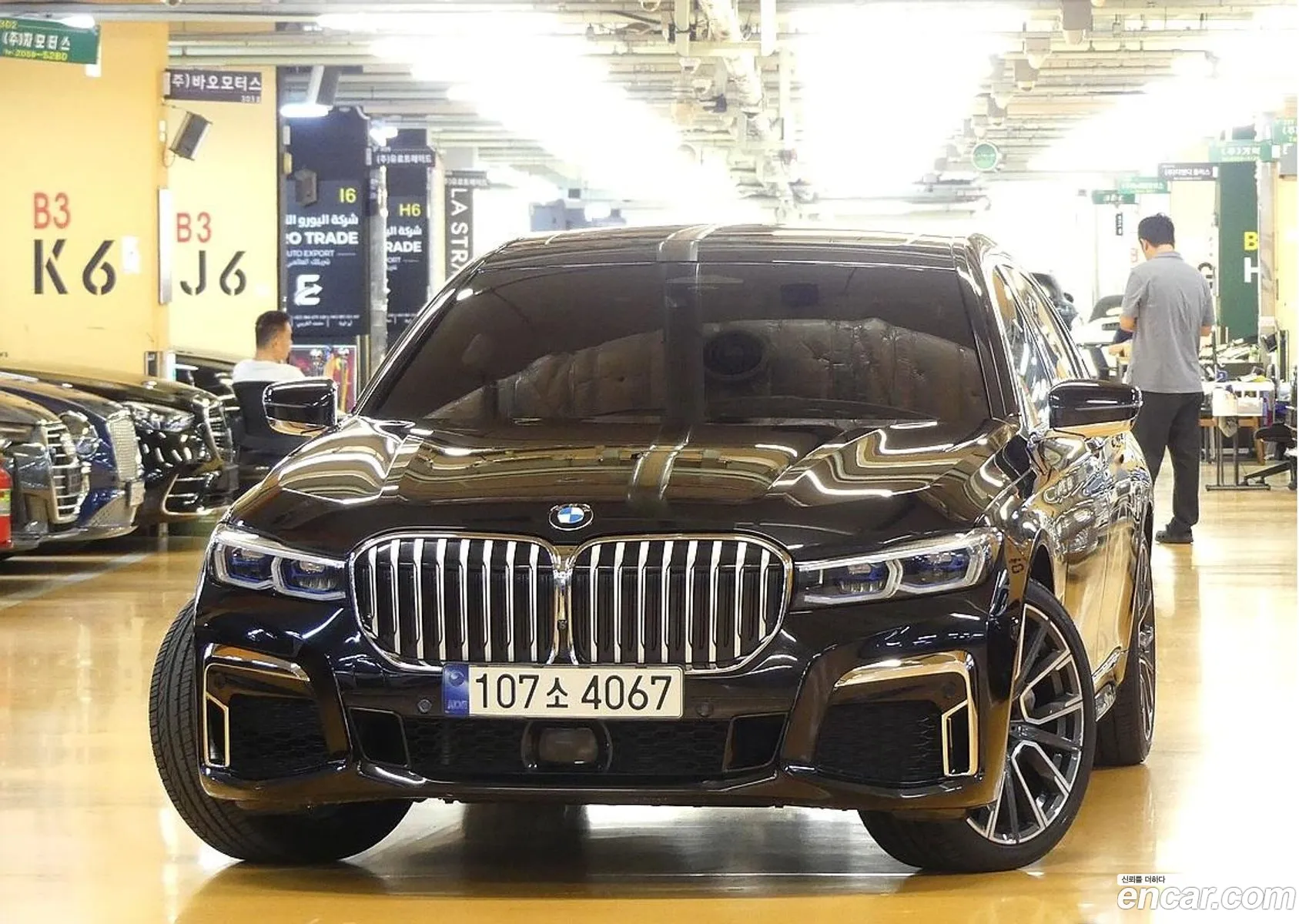 BMW 7 Series 2022 — 8