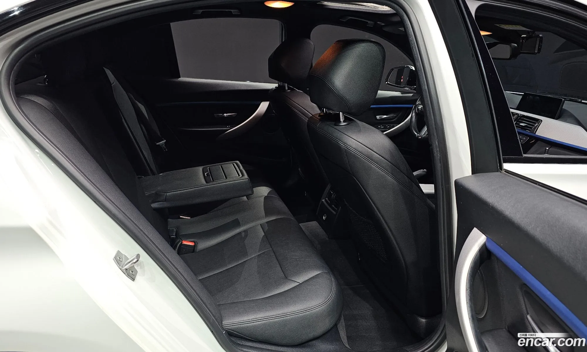 BMW 3 Series 2016 WBA8A9108HK823467 — 19