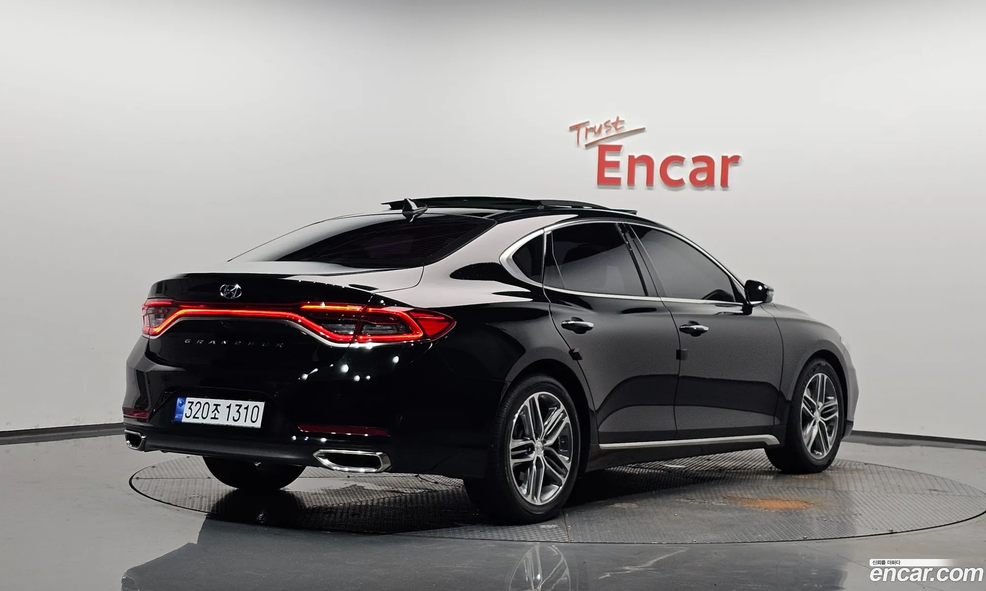 Hyundai Grandeur IG 2016 — 18