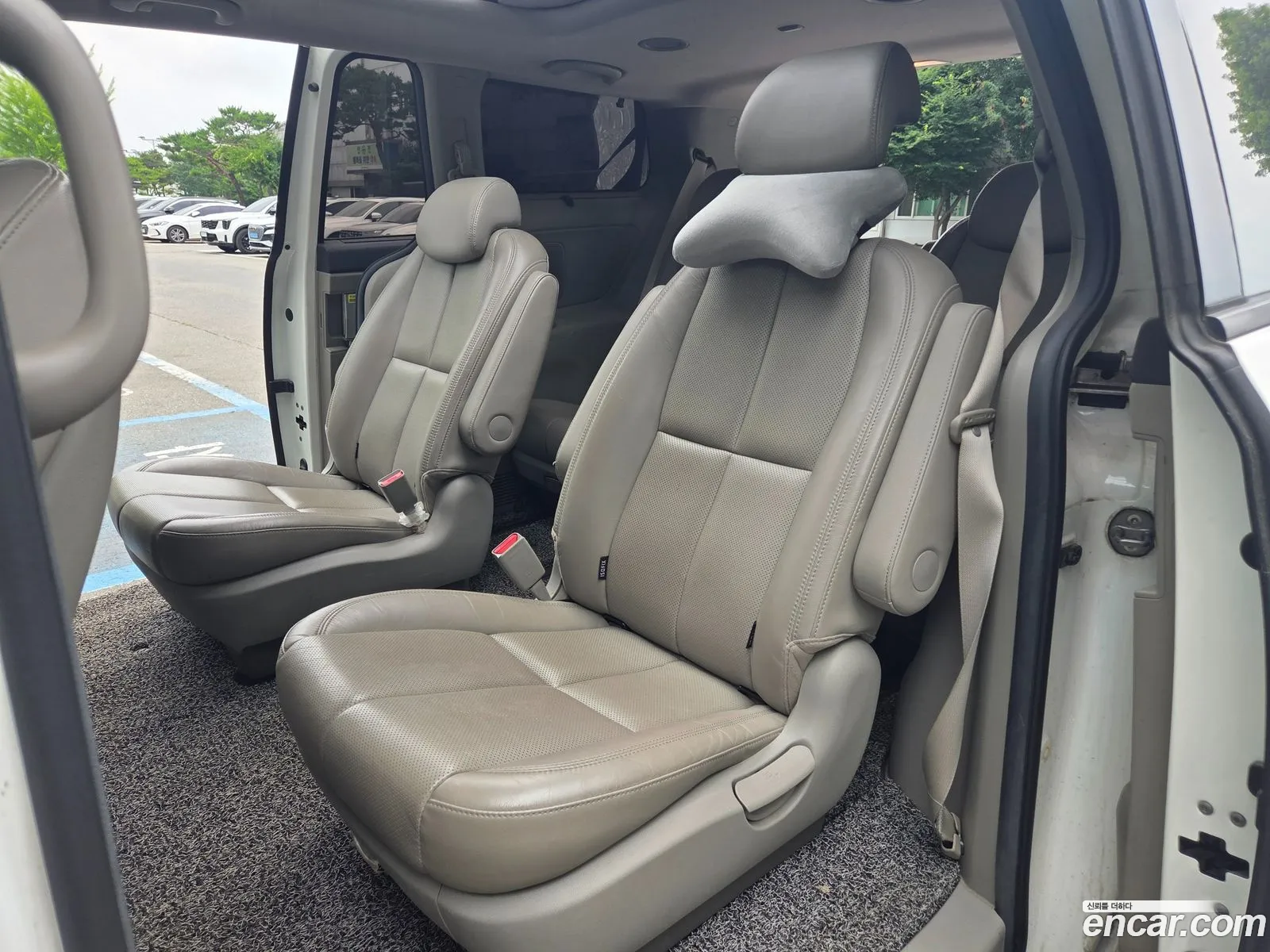 Kia Carnival 2017 — 19