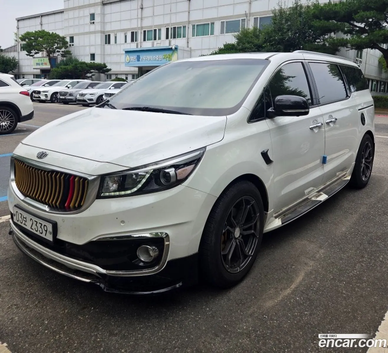 Kia Carnival 2017 — 17