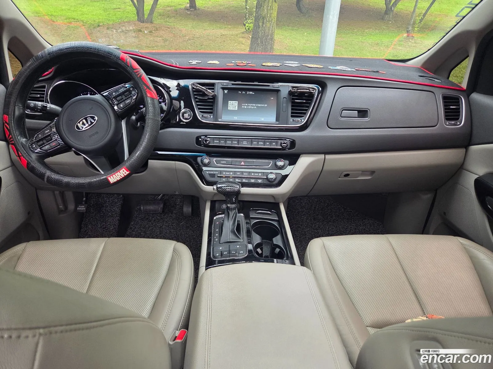 Kia Carnival 2017 — 18